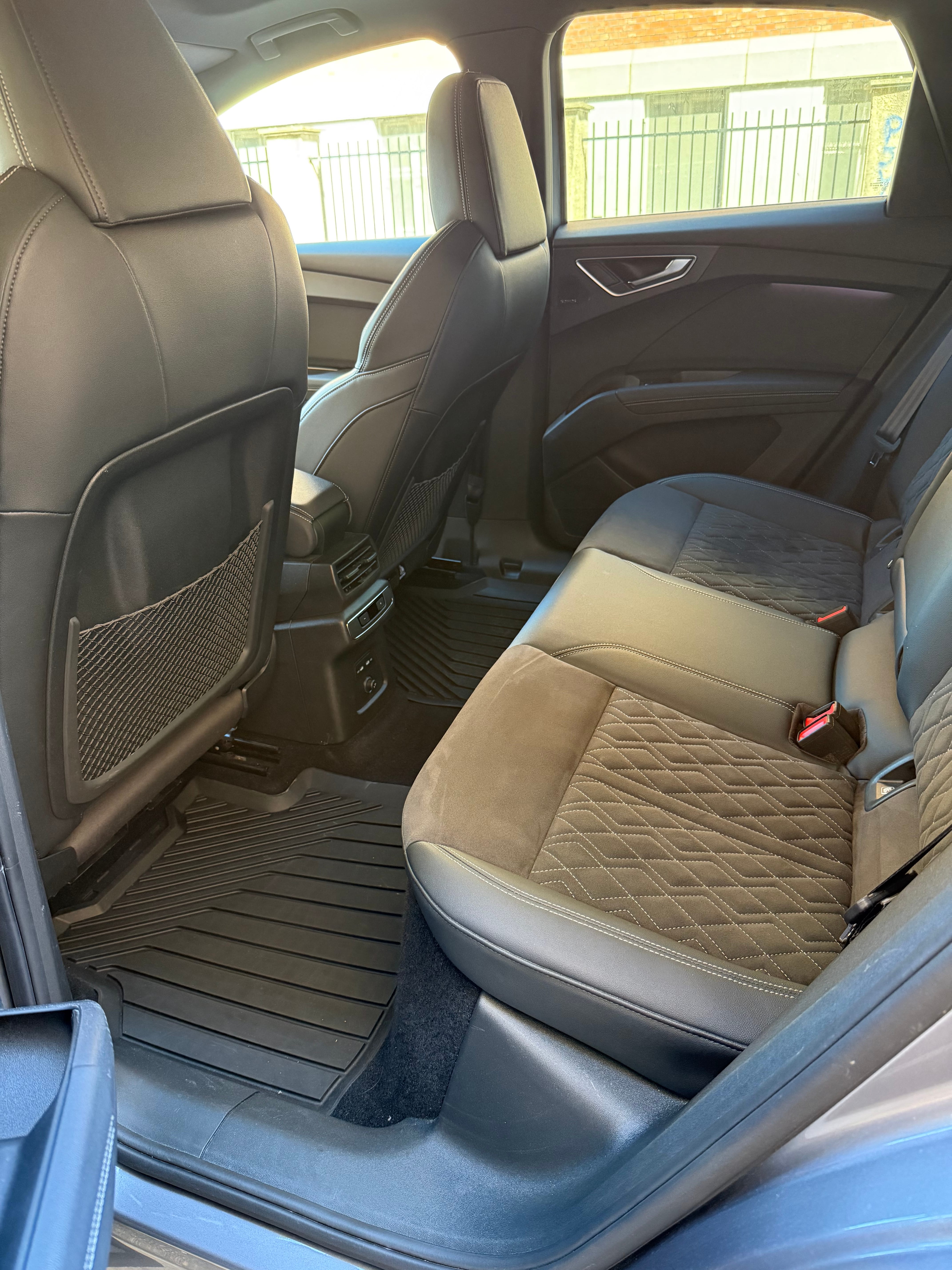 Audi Q4 Sportback 50 e-tron quattro med Firehjulstrekk