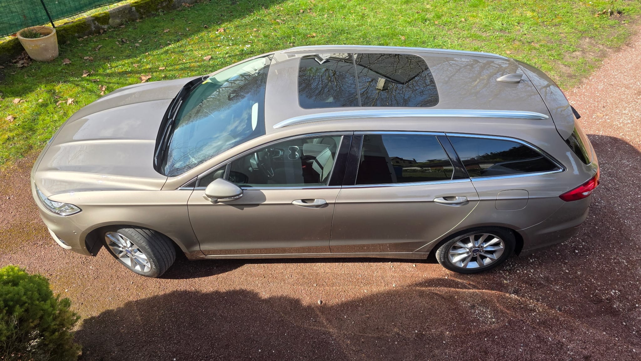 Ford Mondeo SW Business avec GPS