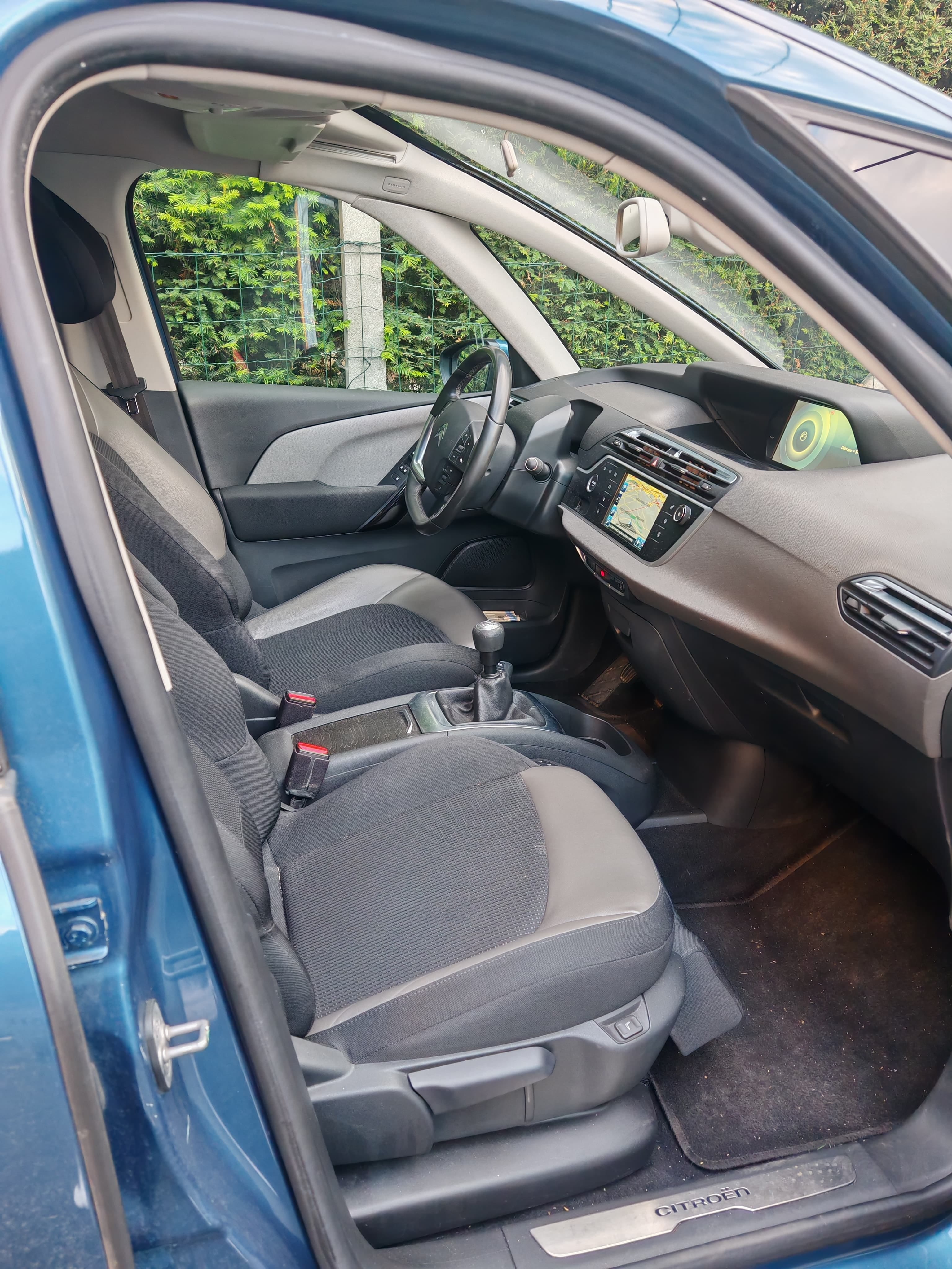 Citroen C4 Picasso avec GPS