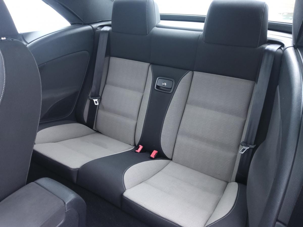 Volkswagen Eos Cabriolet 1.4 TSI Essence 4 places avec Climatisation