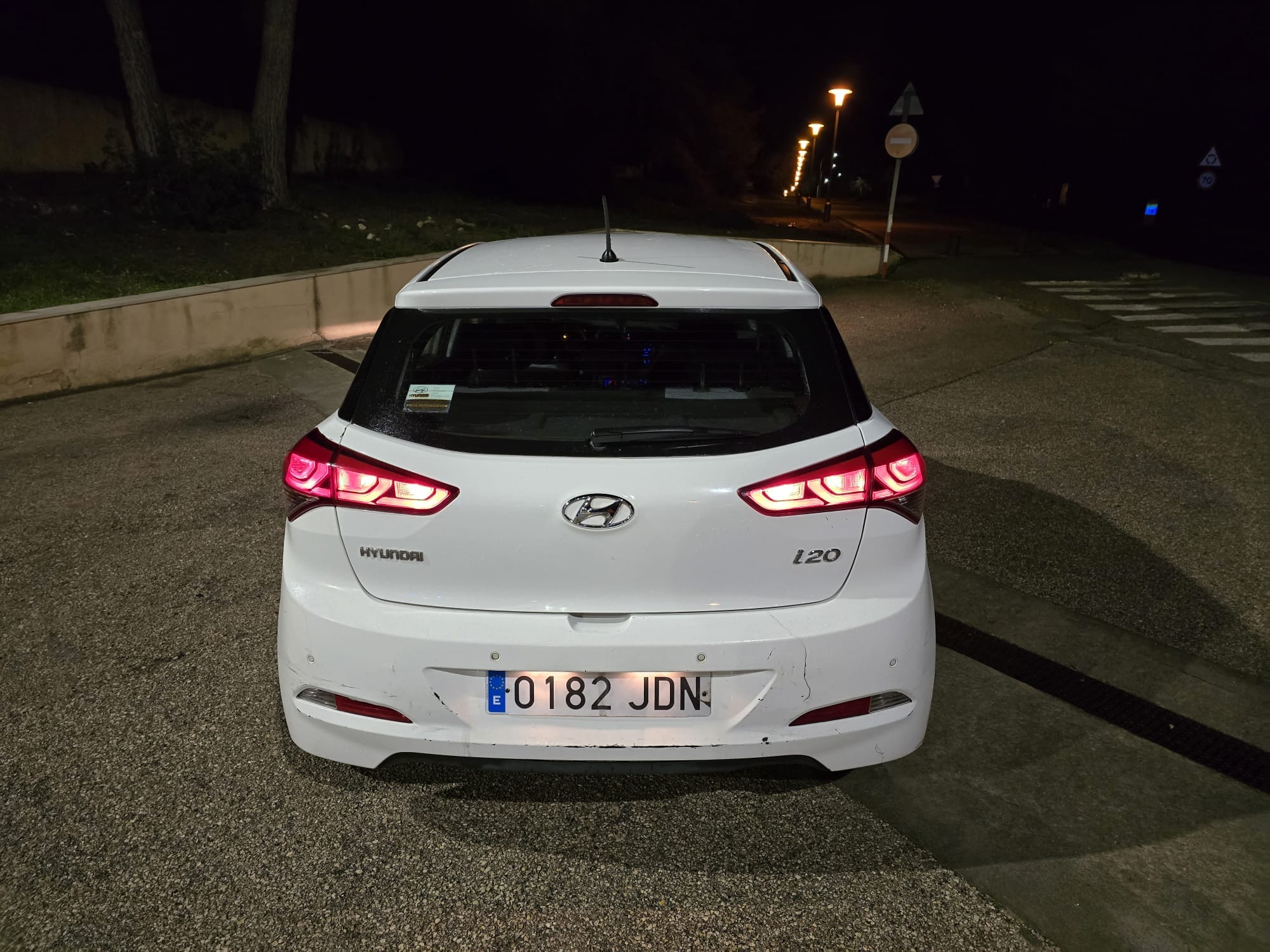 Hyundai i20 with Cruise control