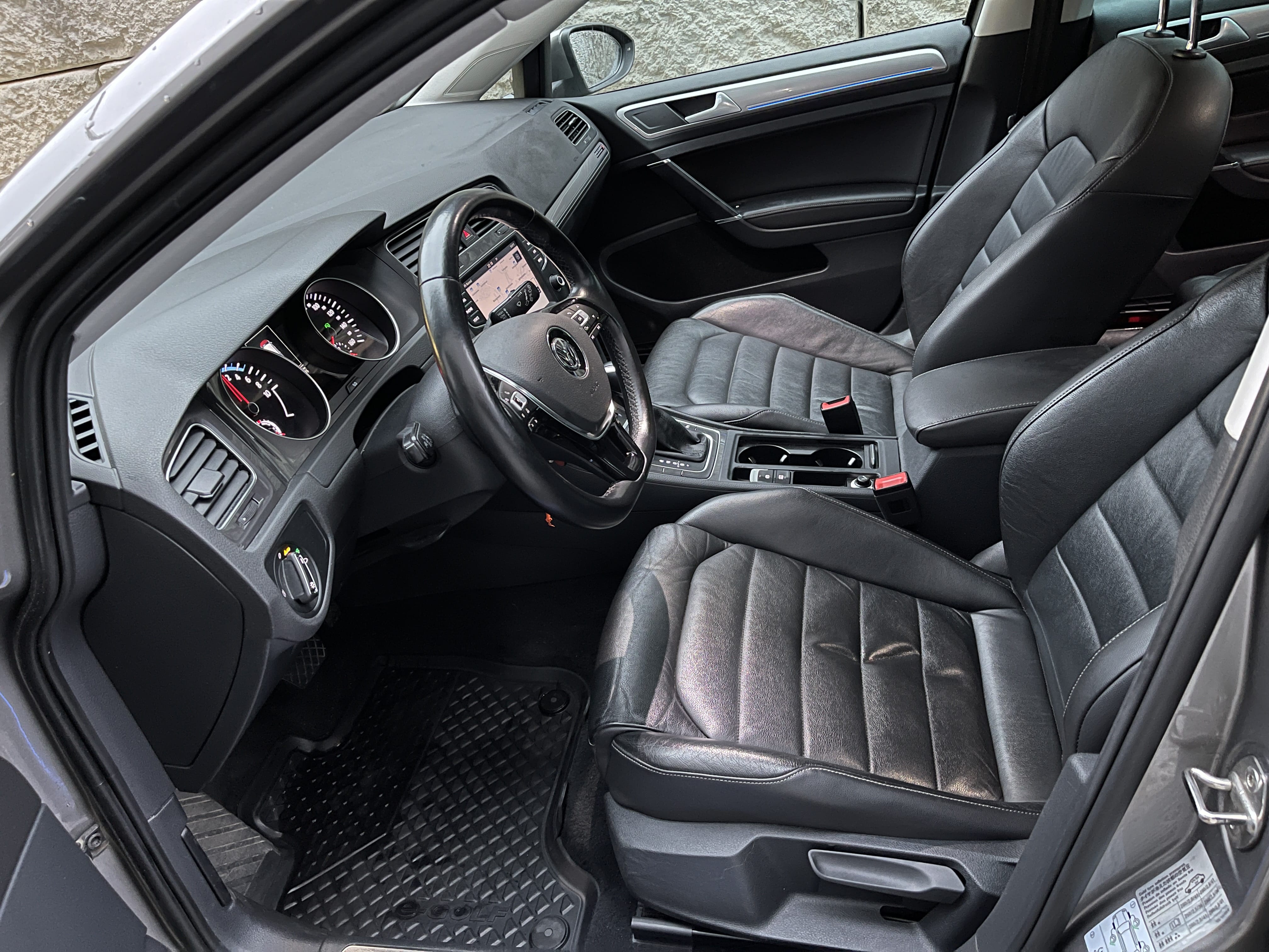 Volkswagen Golf E-Golf med Cruisekontroll