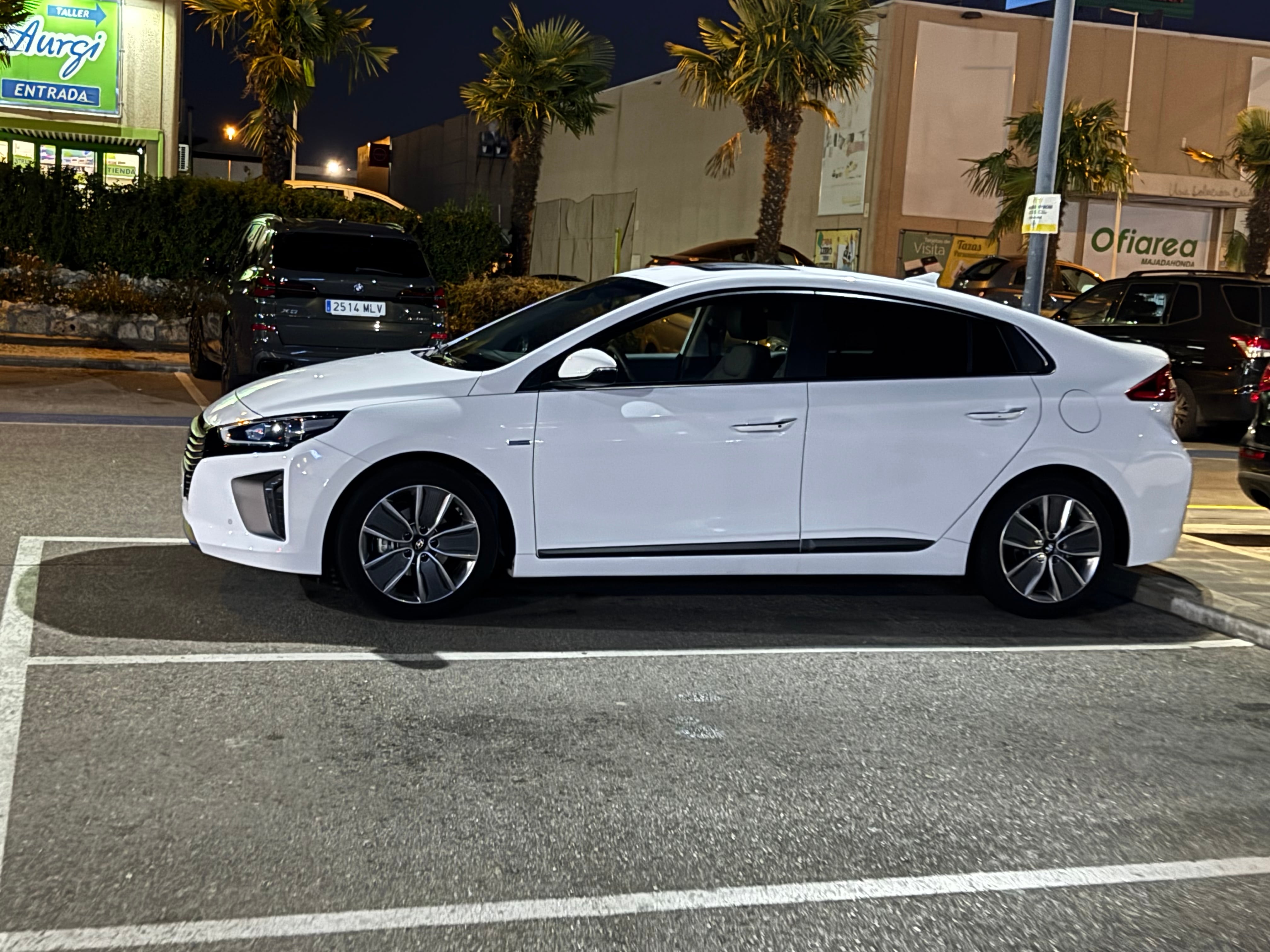 Hyundai Ioniq  Híbrido Blue con Cámara de marcha atrás