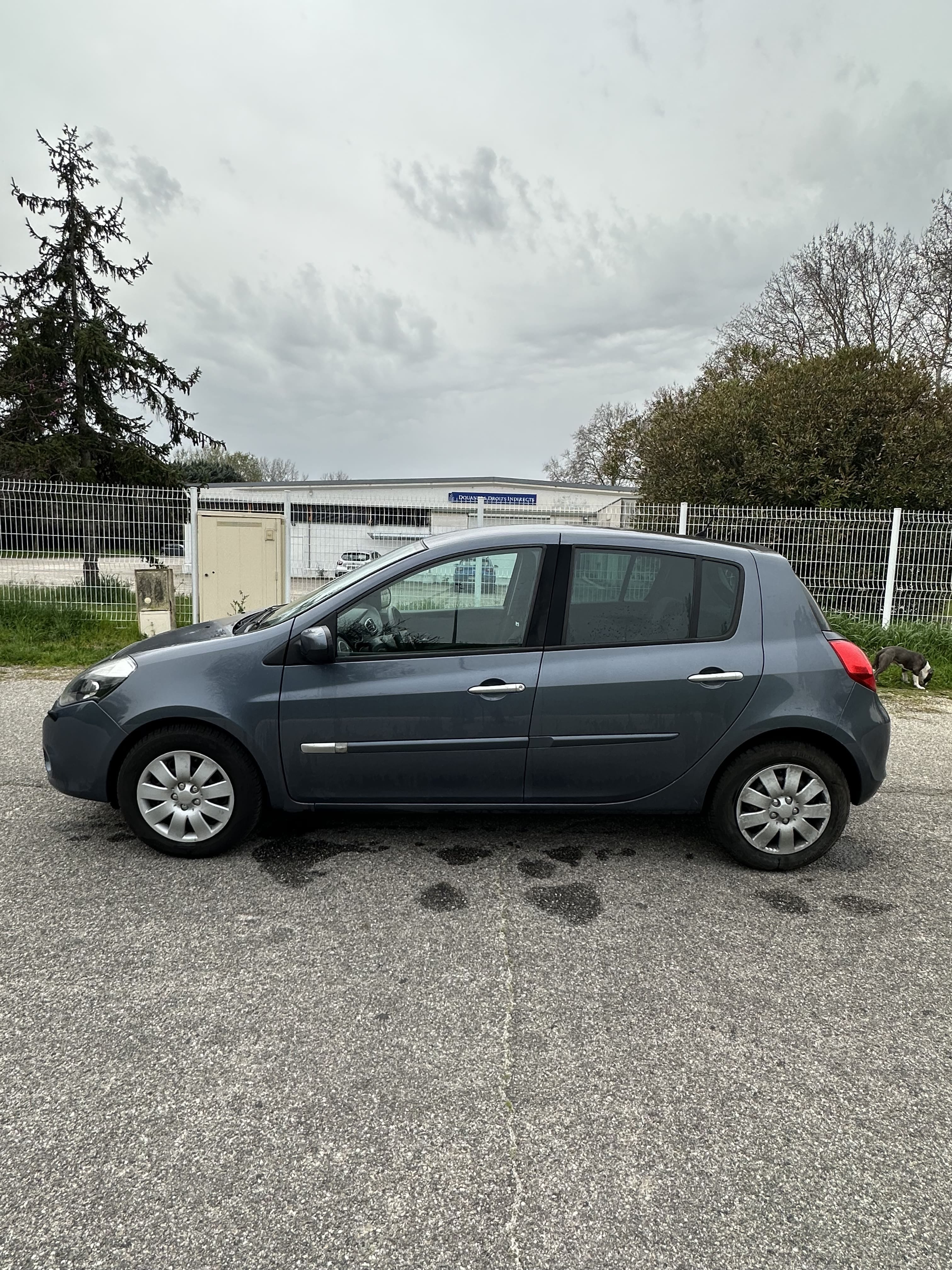 Renault Clio 1.2 75ch Éthanol E85 avec Climatisation