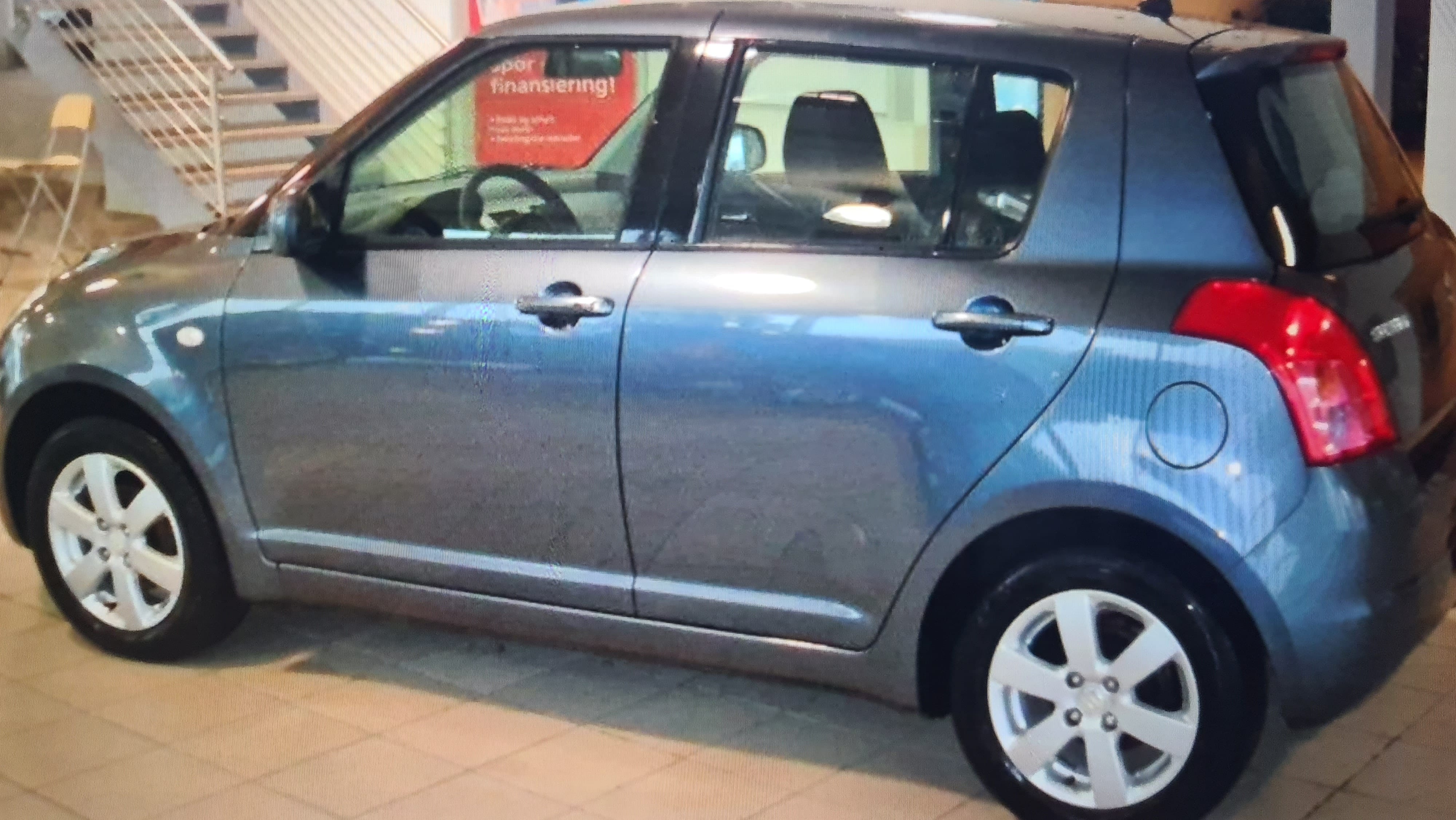 Suzuki Swift 4 x 4 with Air conditioning