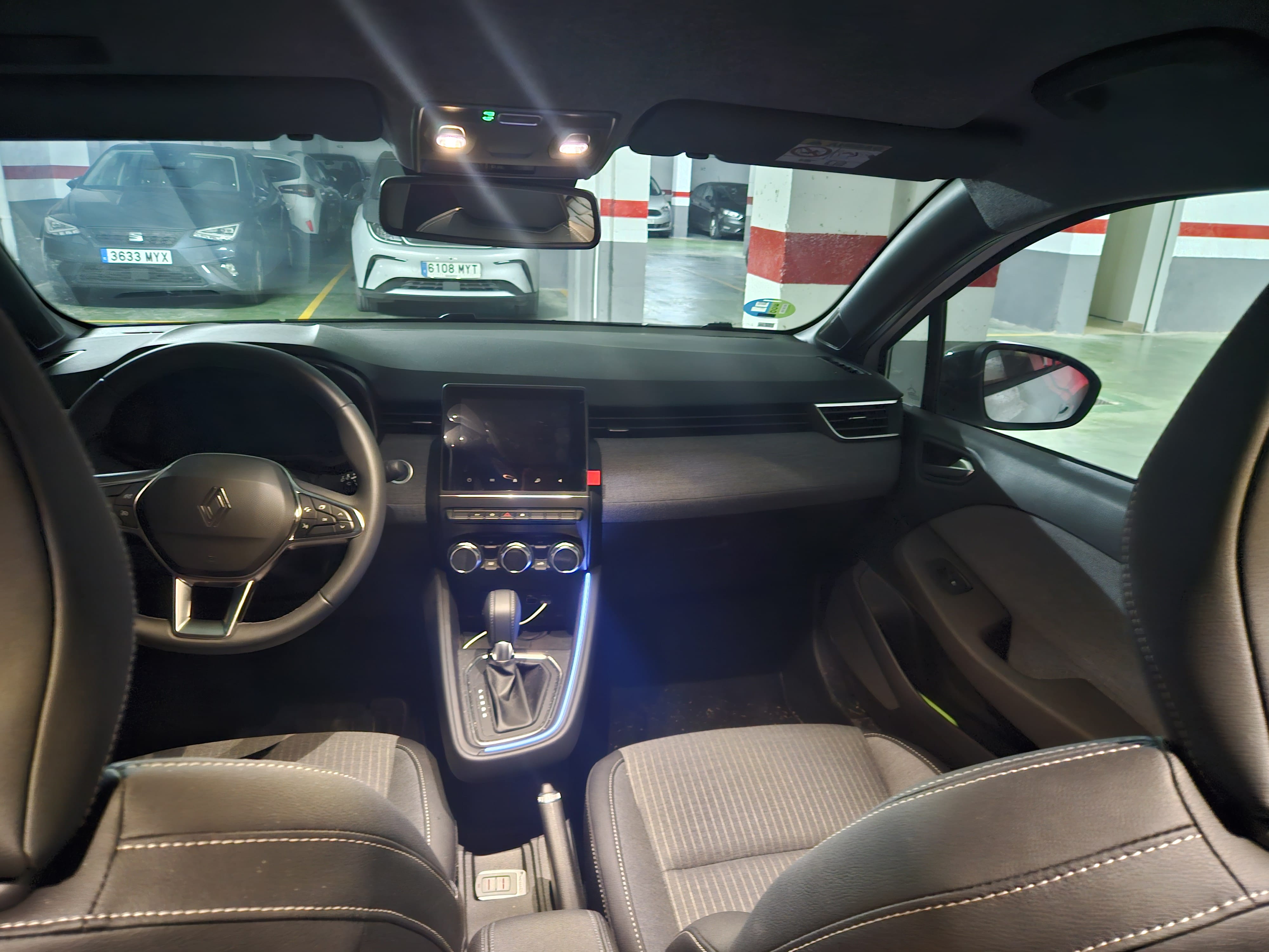 Renault Clio E-tech con GPS