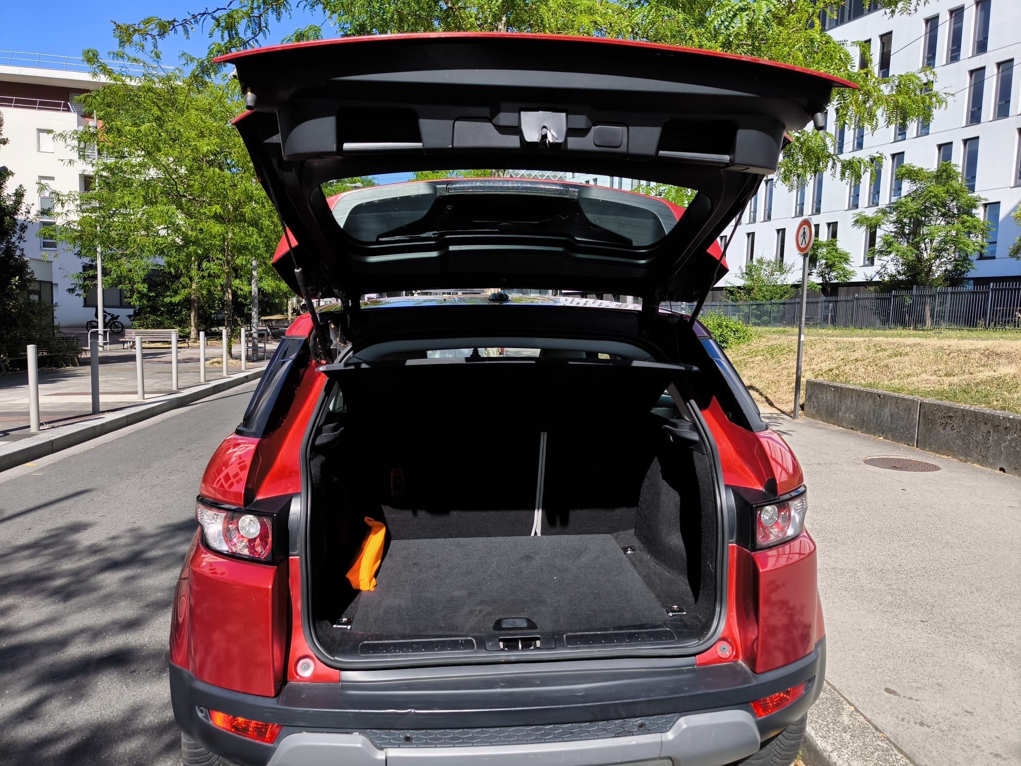 Land-Rover Range Rover Evoque