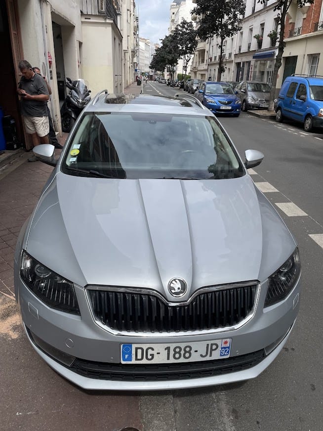 Skoda Octavia Combi avec Climatisation