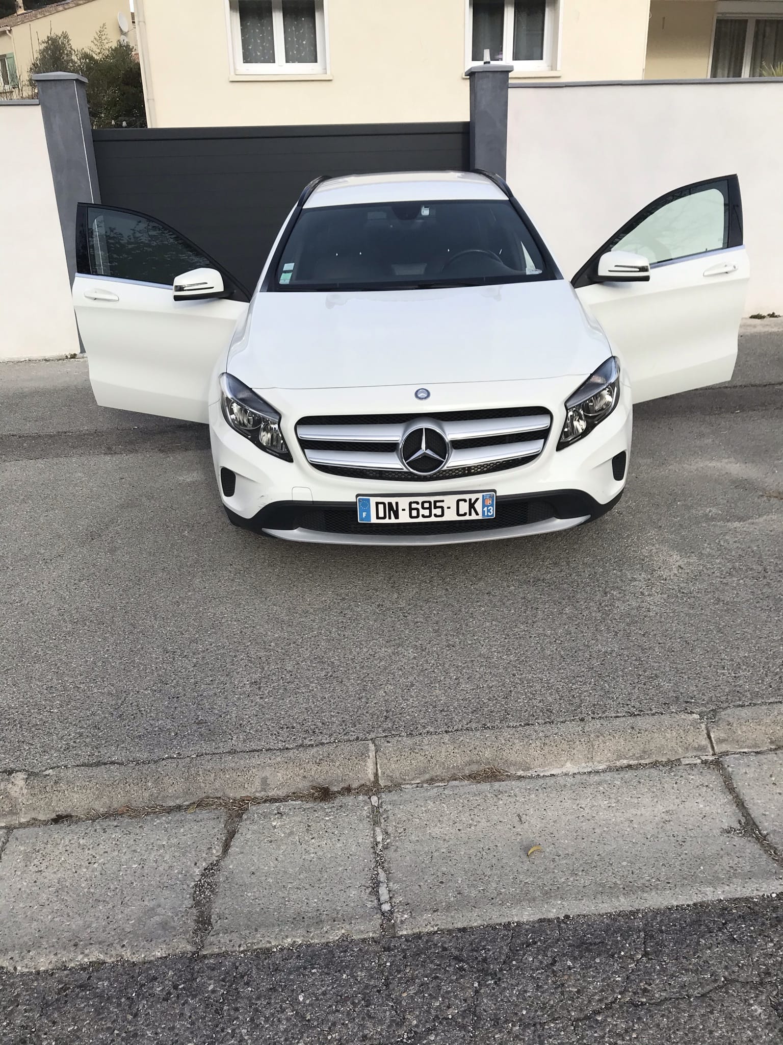 Mercedes-Benz Classe GLA avec GPS