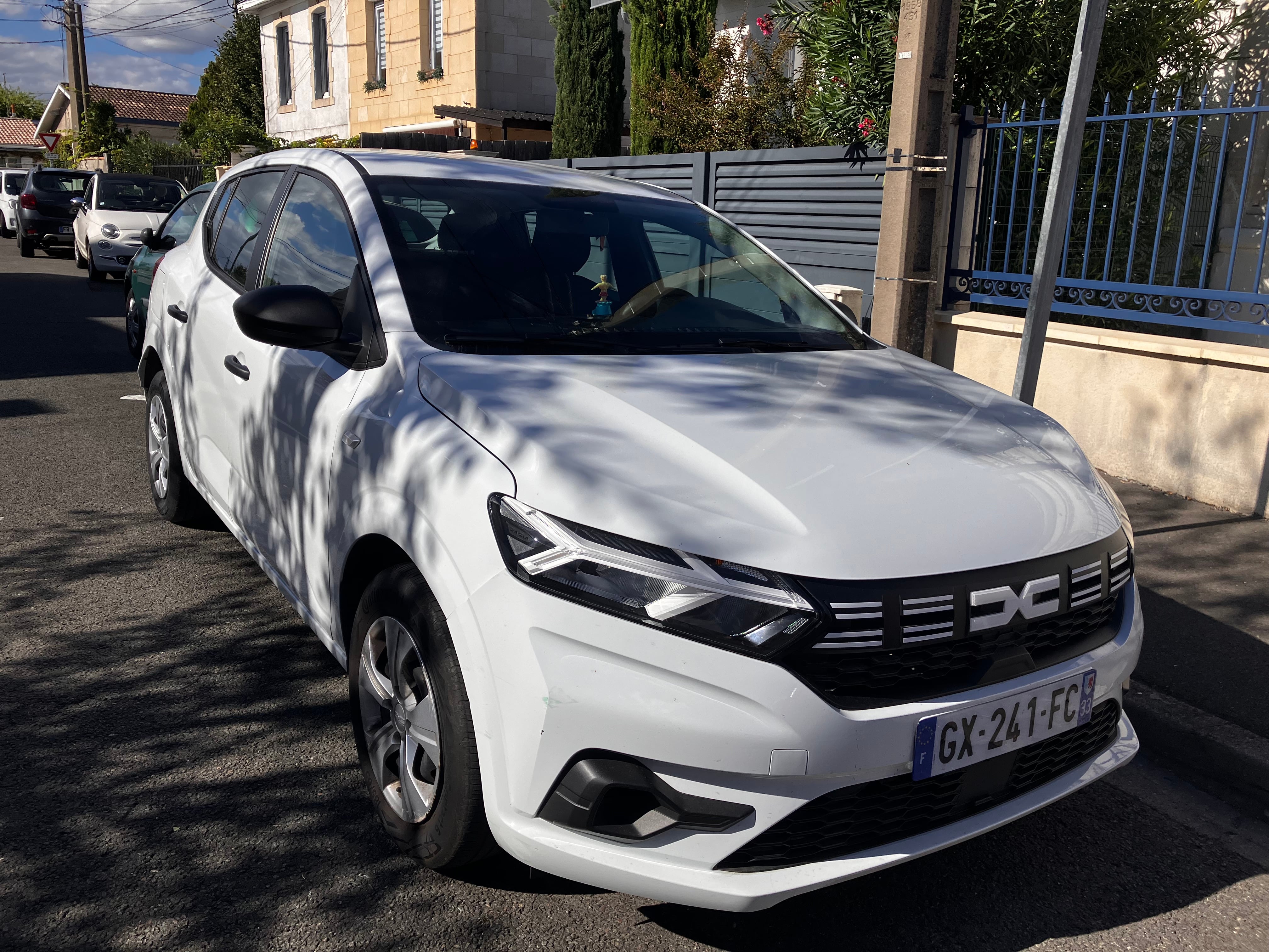 Dacia Sandero, 2024, Essence 95