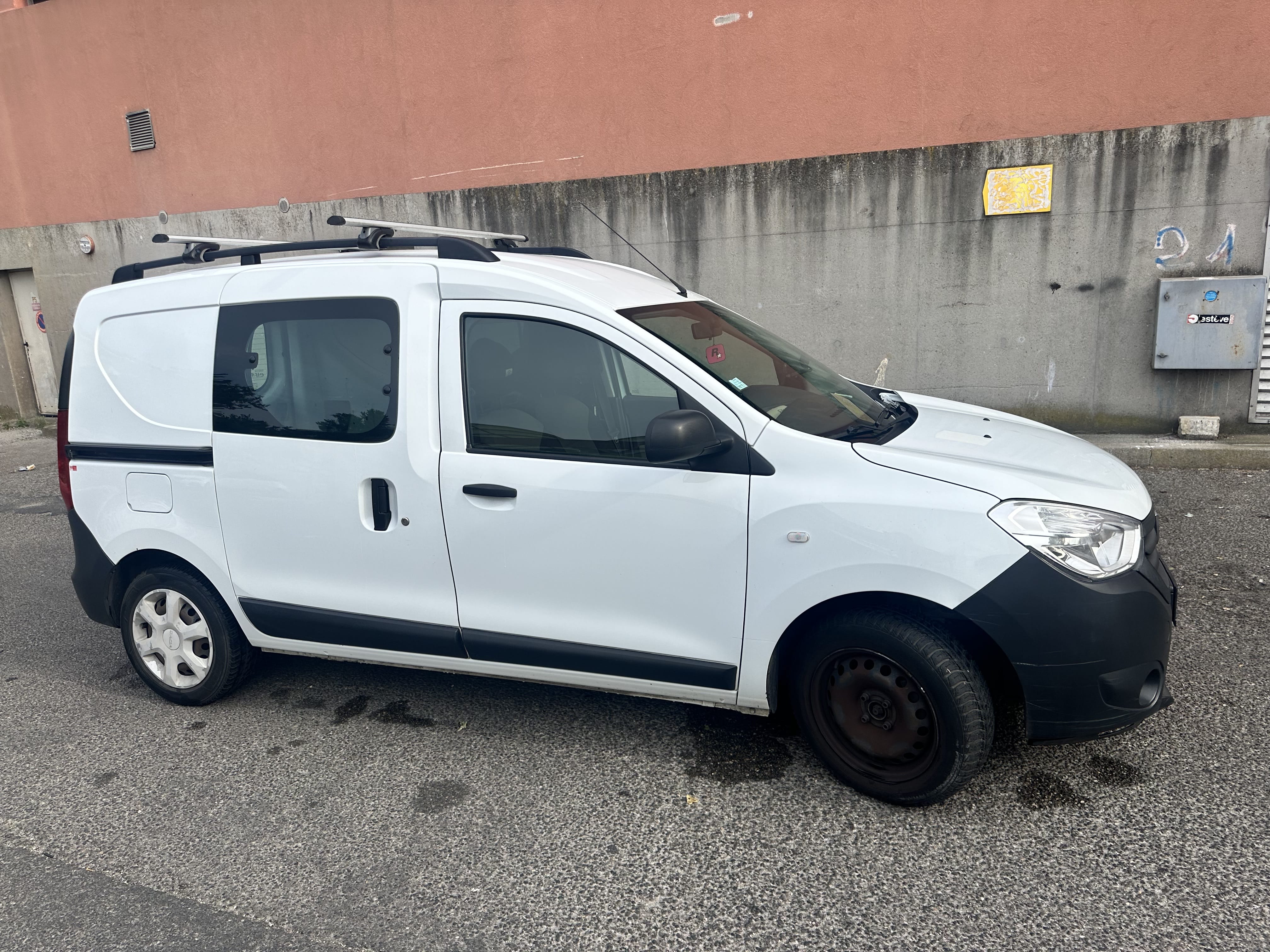 Dacia Dokker with Air conditioning