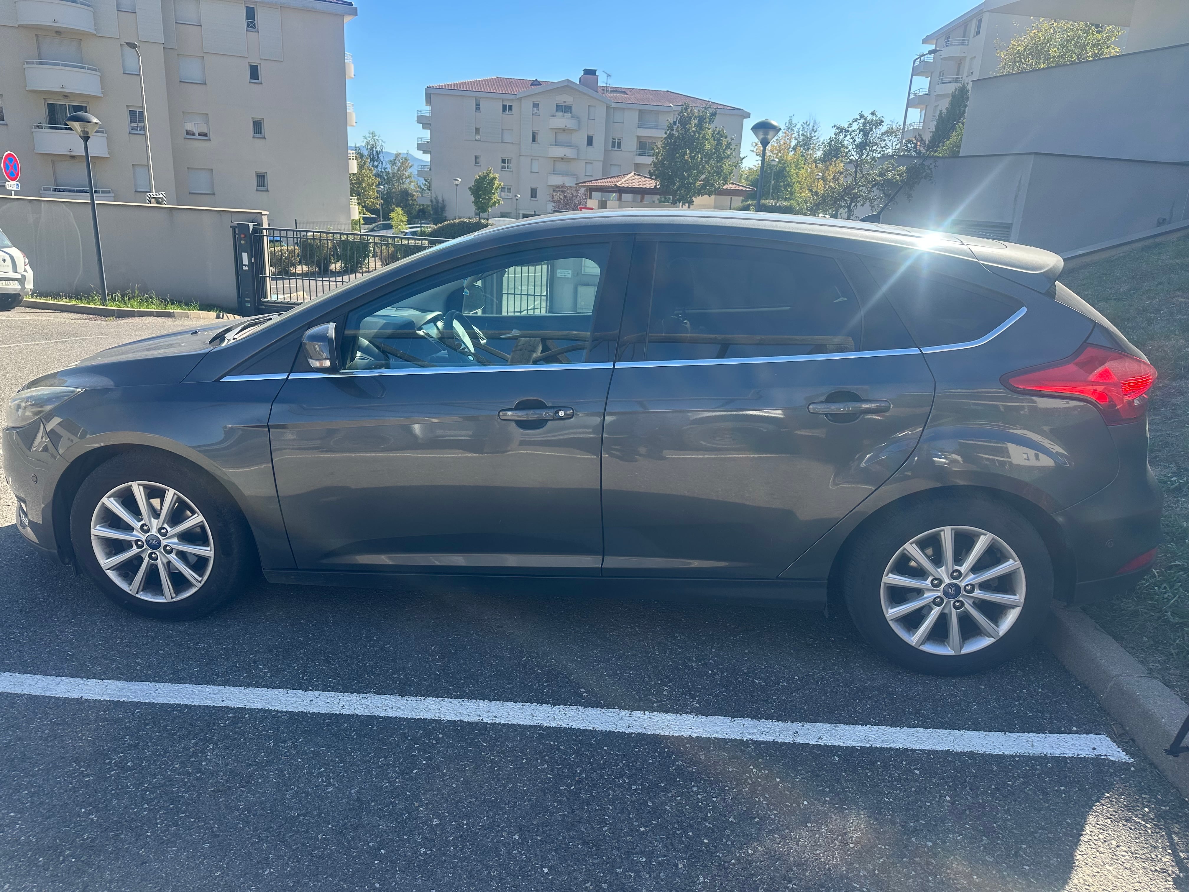 Ford Focus avec Caméra de recul
