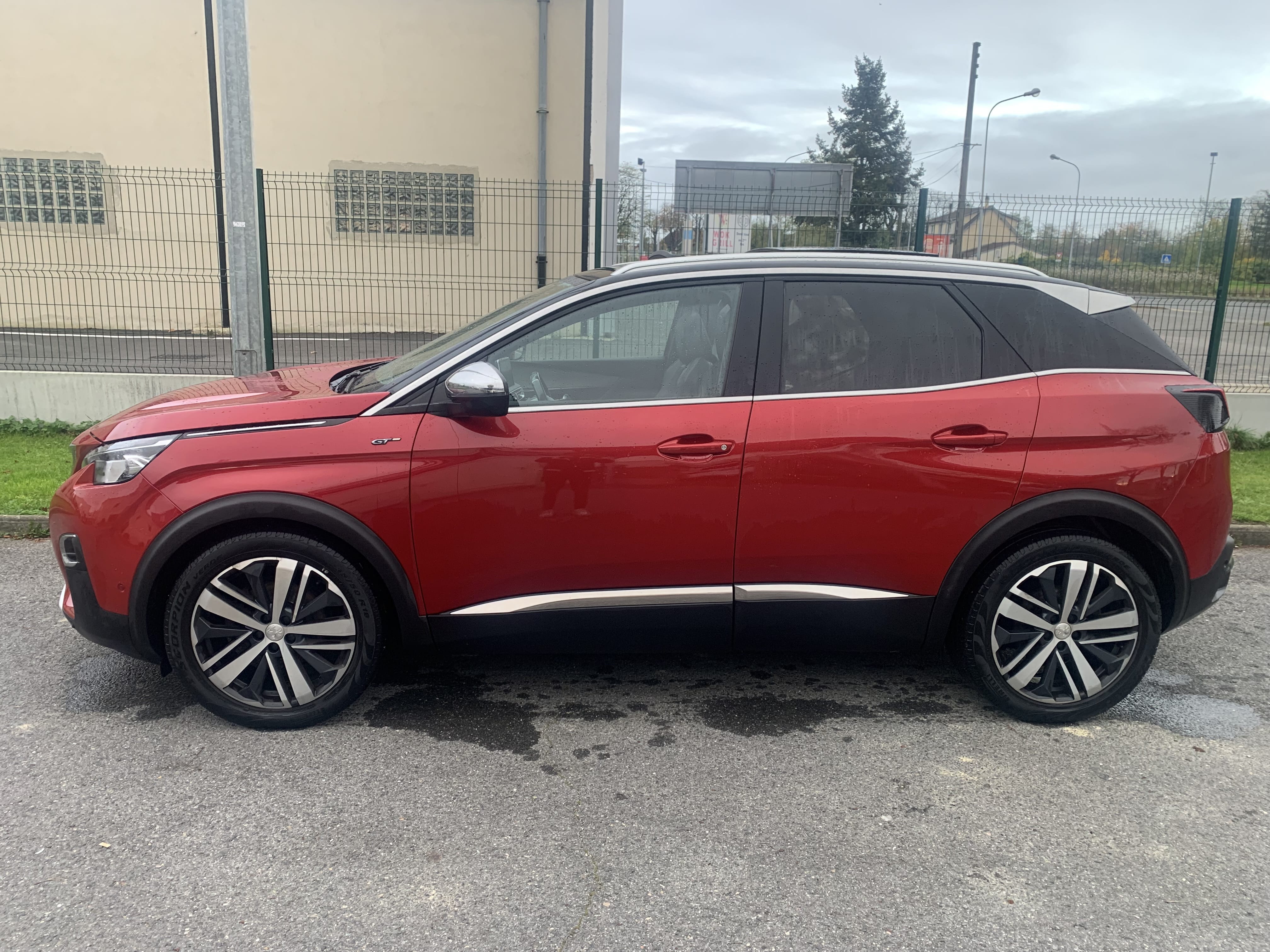Peugeot 3008 2.0 BLUEHDI 230 CHEVAUX avec Climatisation