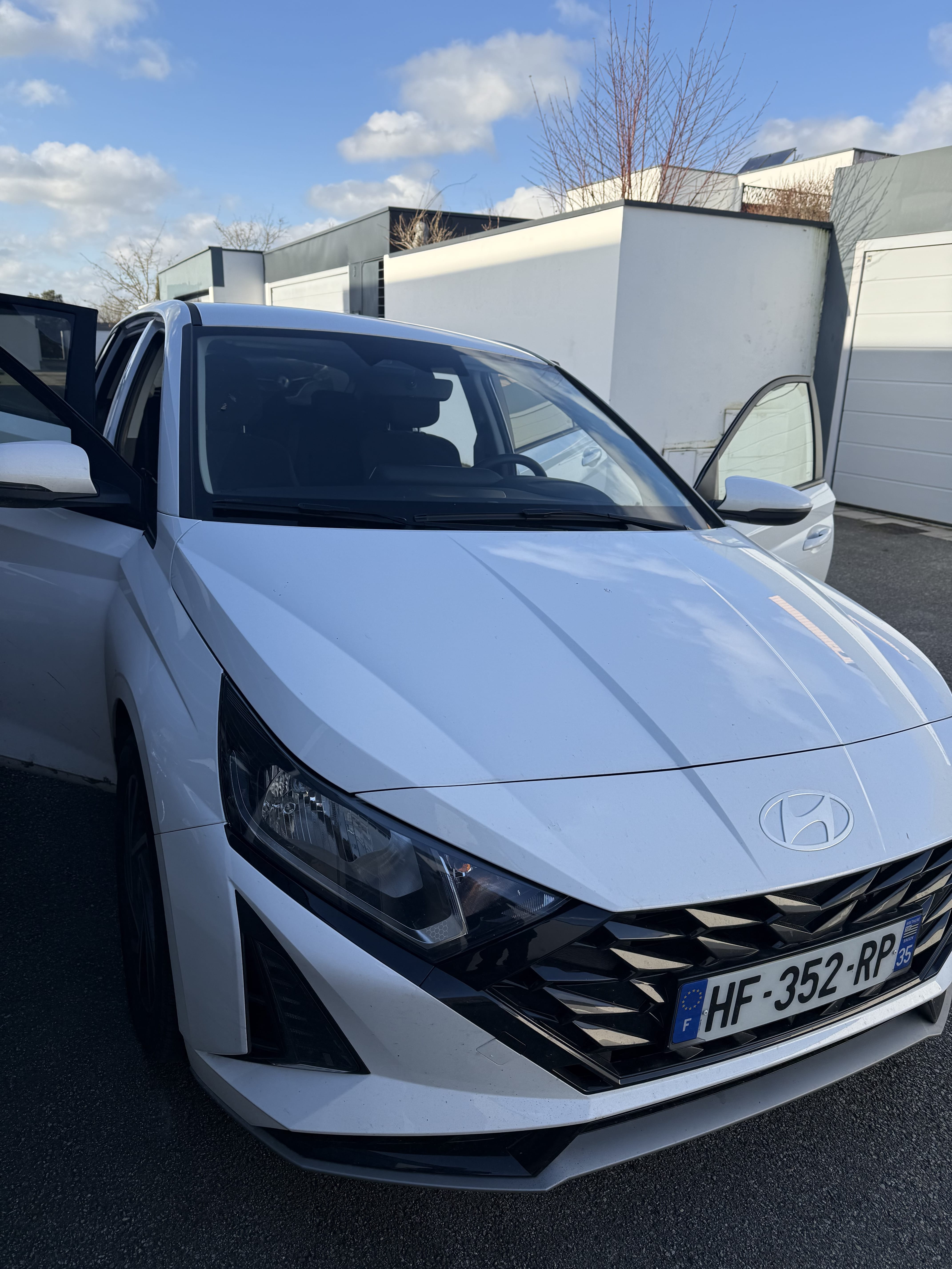 Hyundai i20, 2025, Essence 98