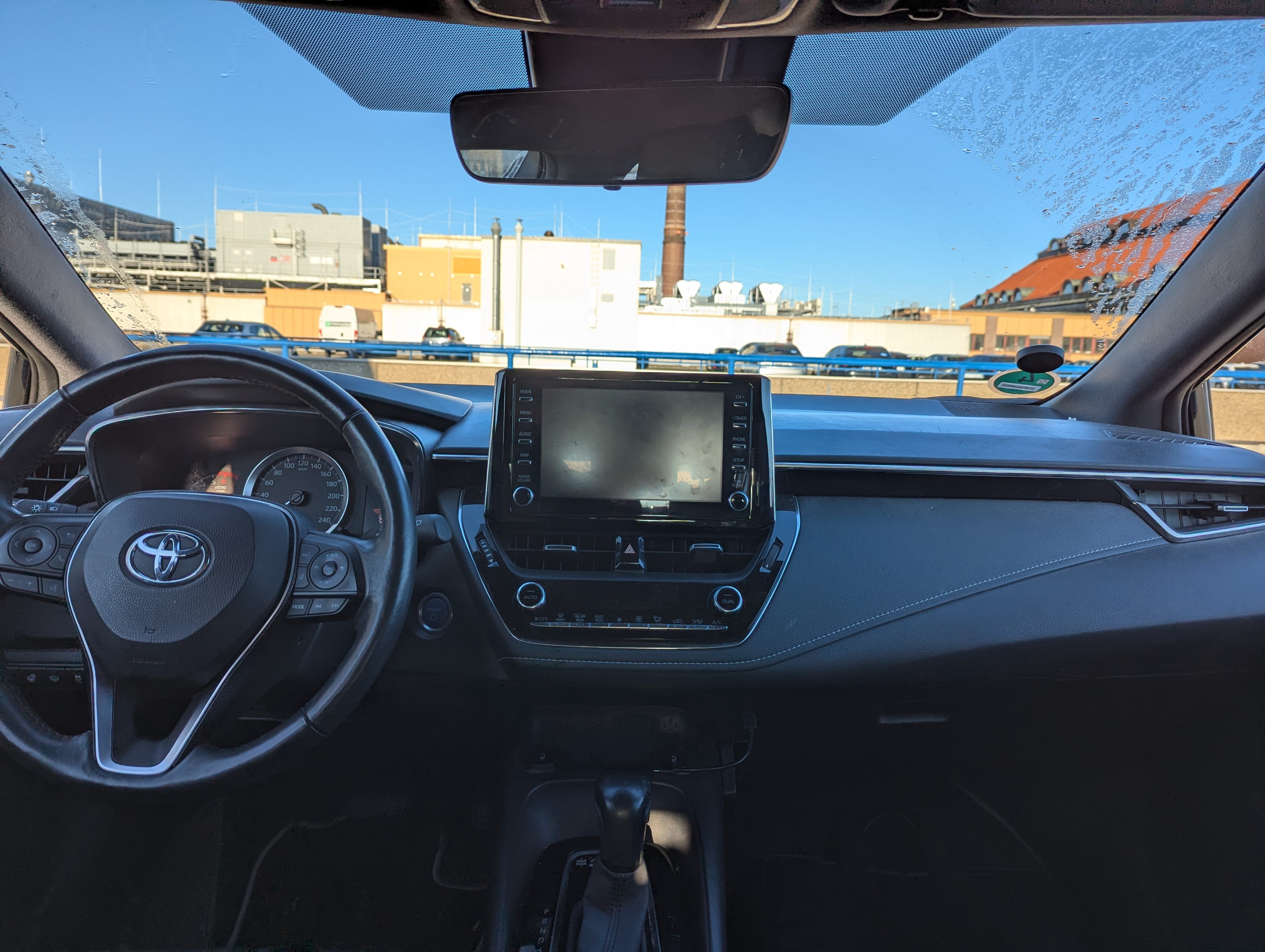Toyota Corolla Touring Sports Design Hybrid mit Tempomat