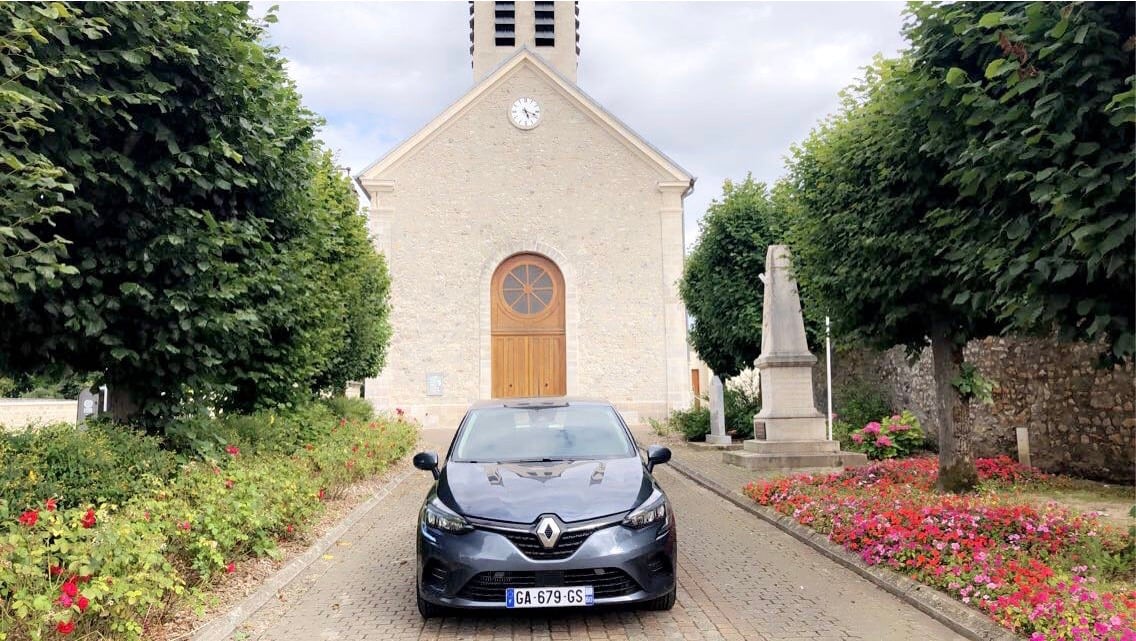 Renault Clio avec Siège bébé