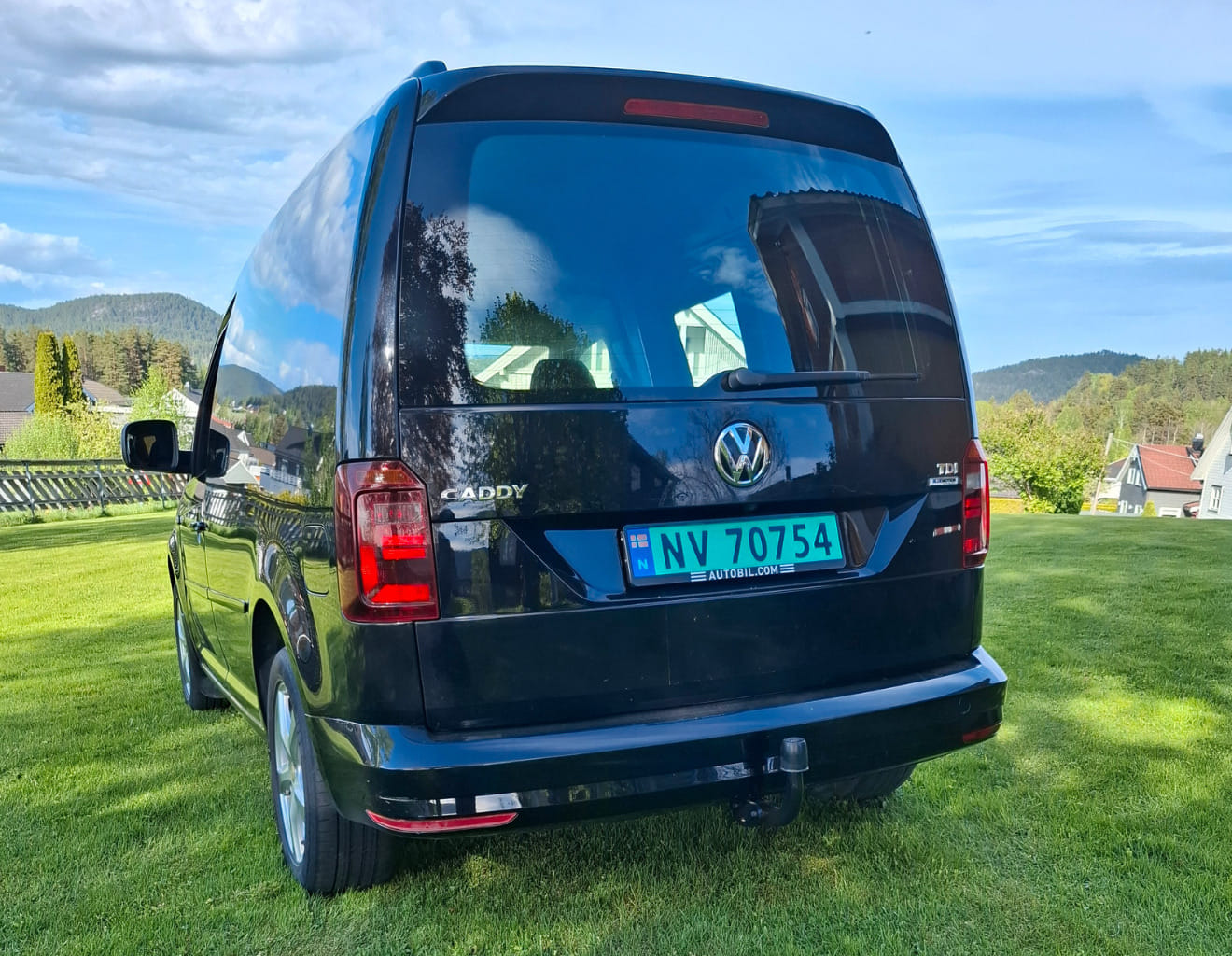Volkswagen Caddy Varebil med GPS