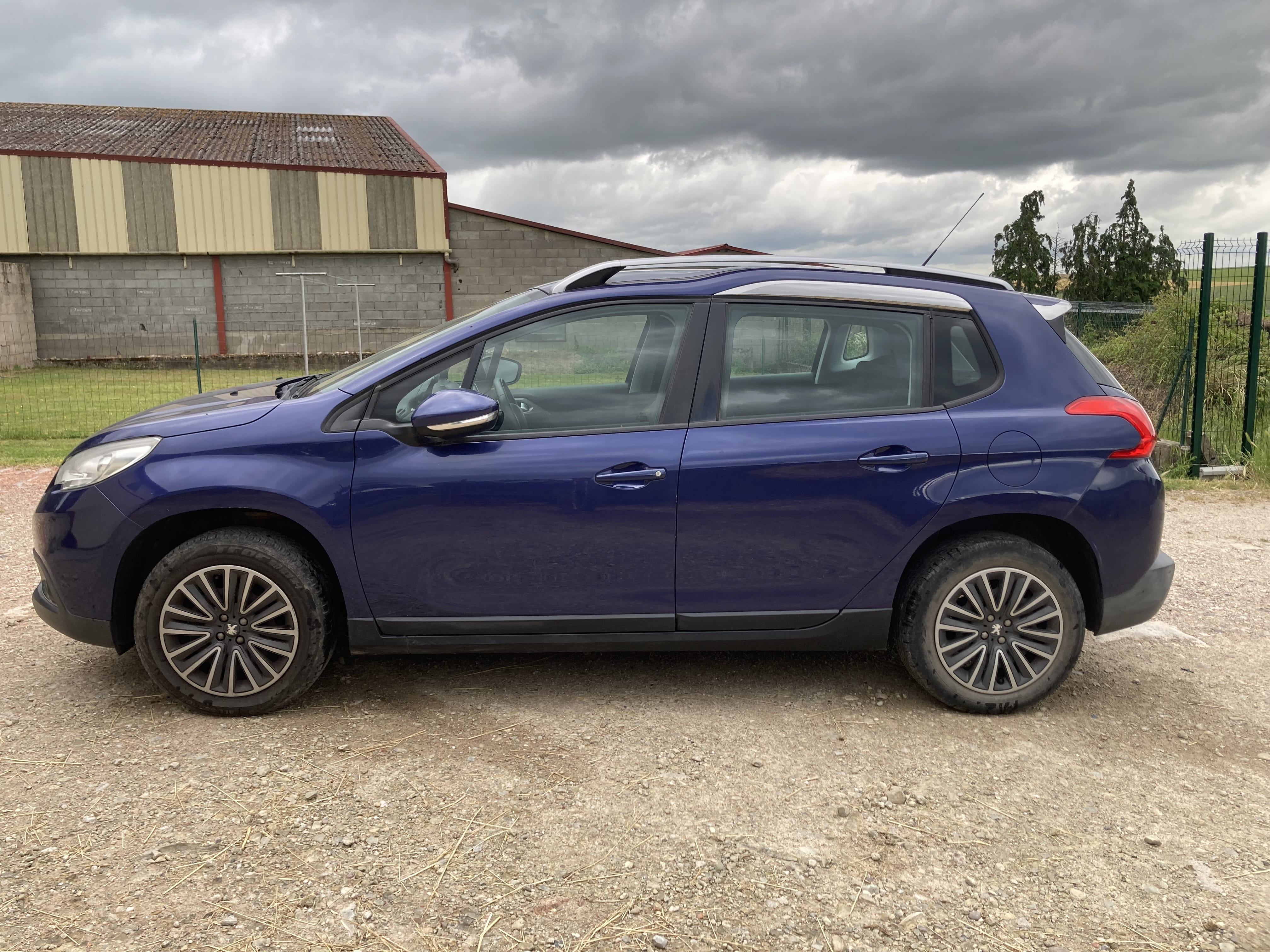 Peugeot 2008 avec Climatisation