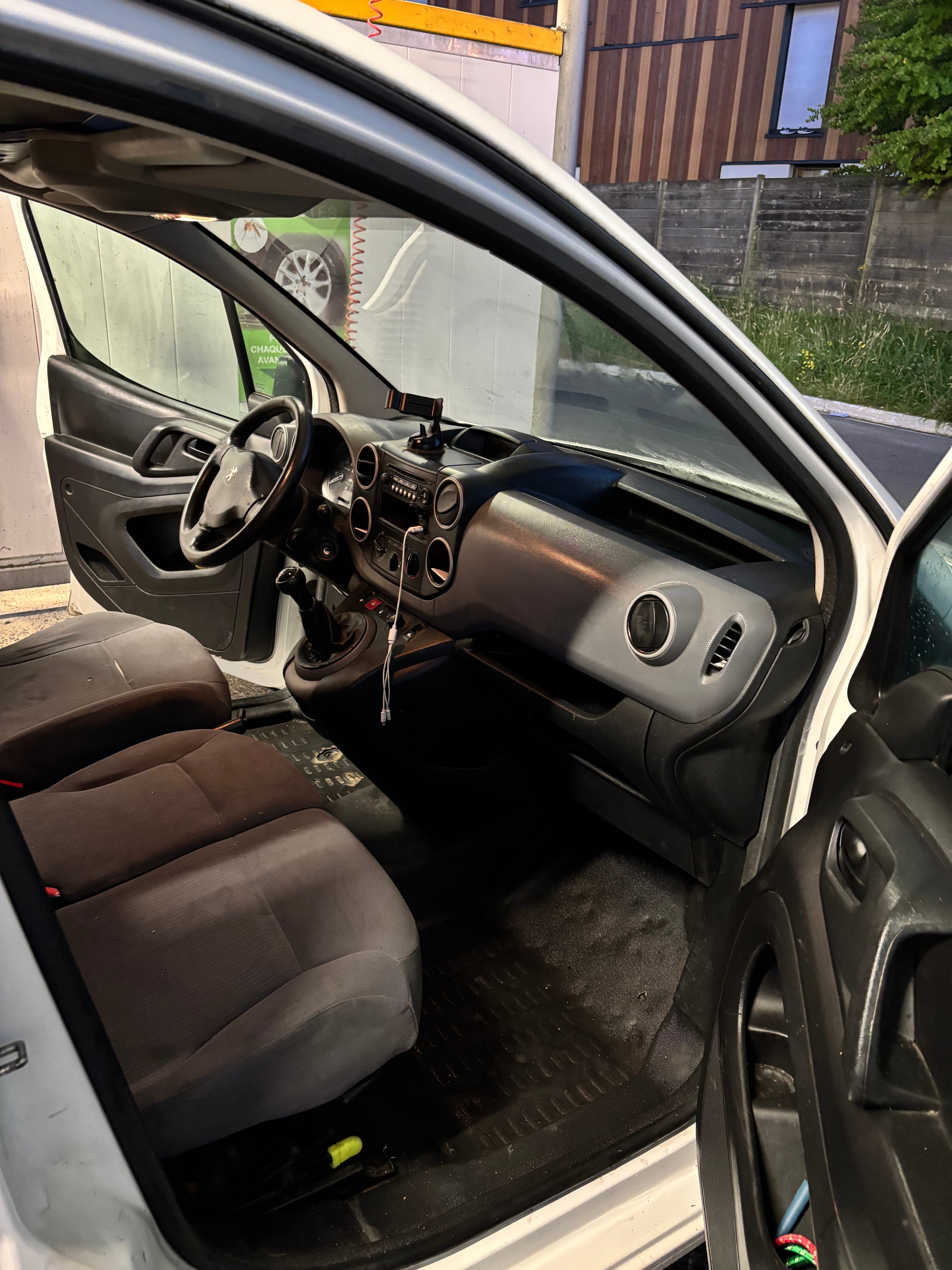 Peugeot Partner avec Climatisation