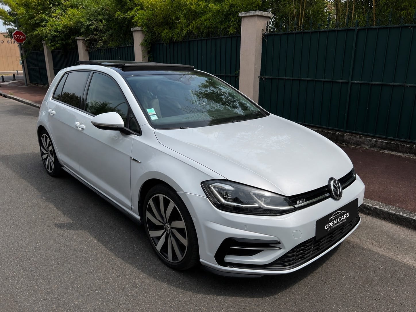 Volkswagen Golf R-LINE 150 avec Caméra de recul