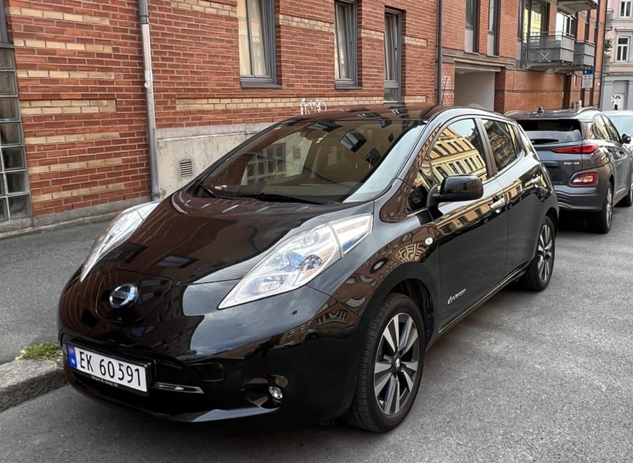 Nissan Leaf with Snow tires