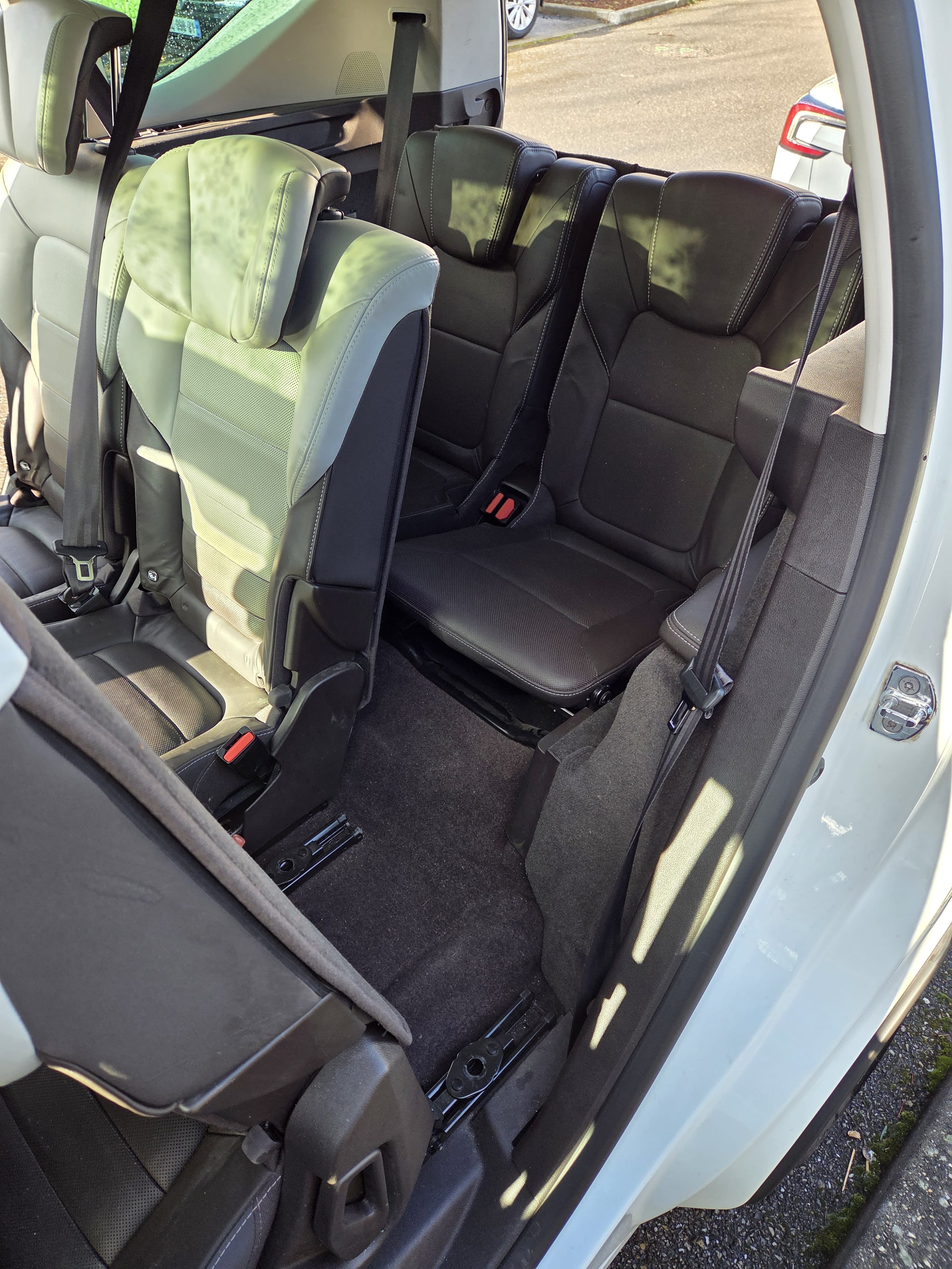 Renault Espace 1.6 TCE 200CH avec Pneus neige