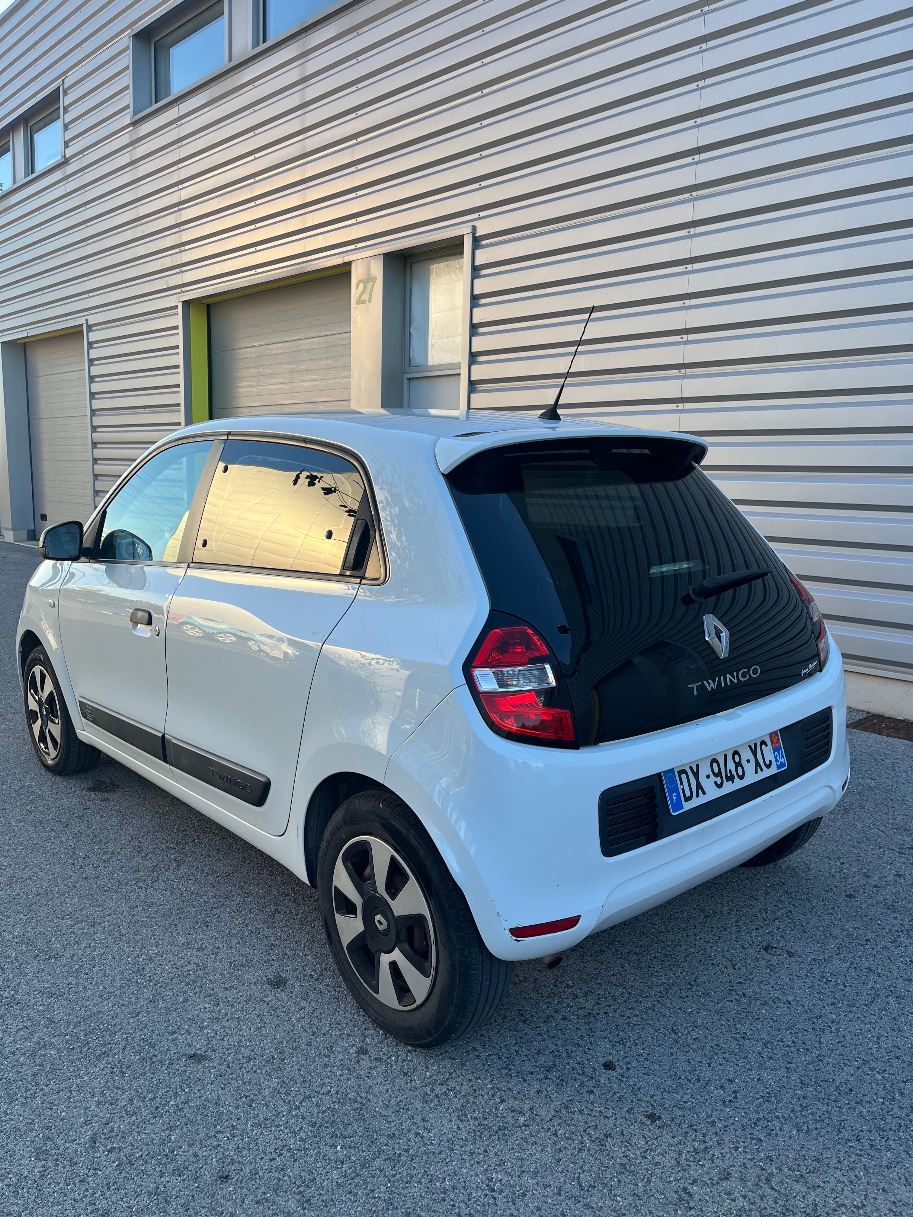 Renault Twingo III avec Siège bébé