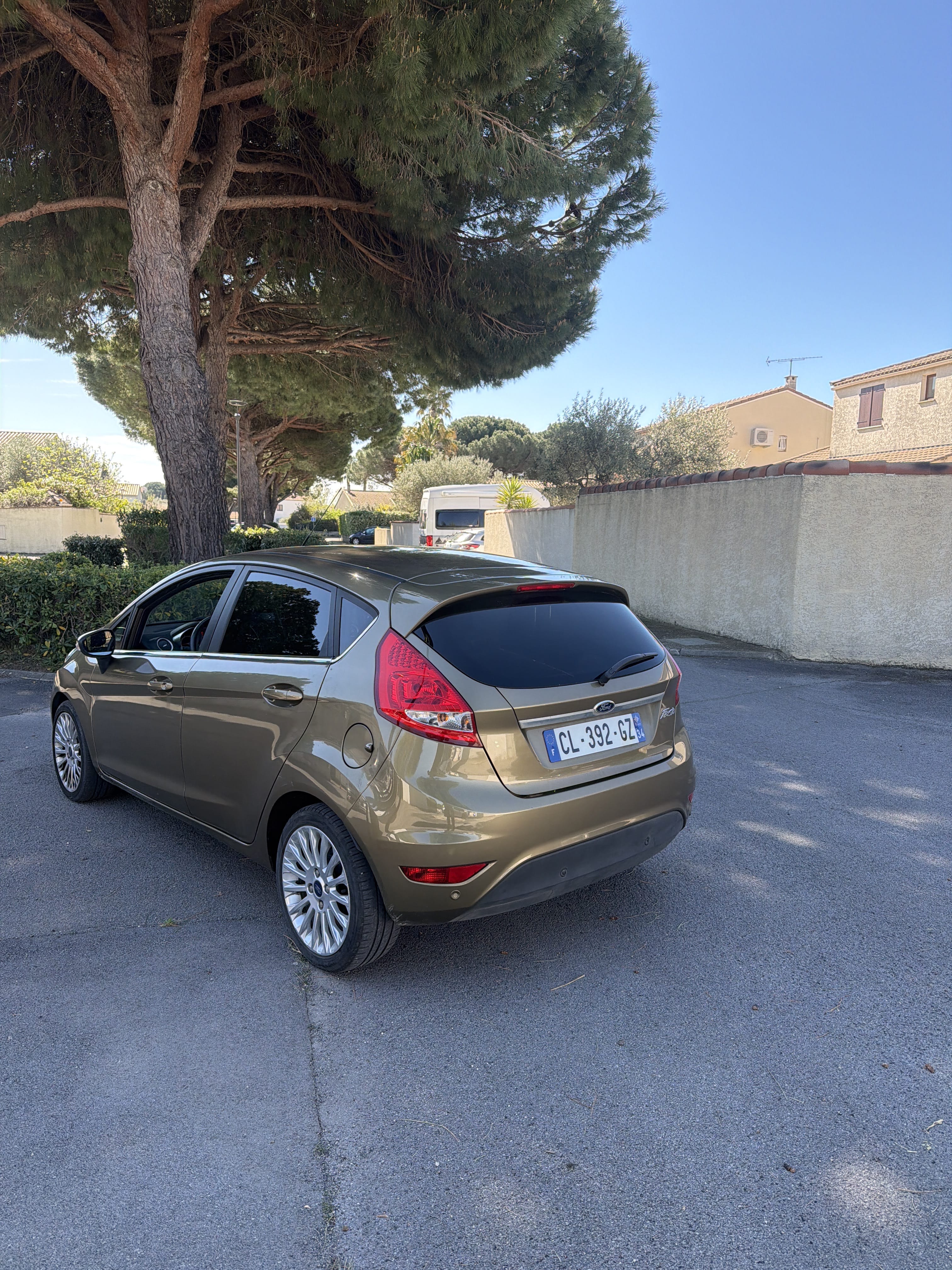 Ford Fiesta Boîte automatique avec Régulateur de vitesse