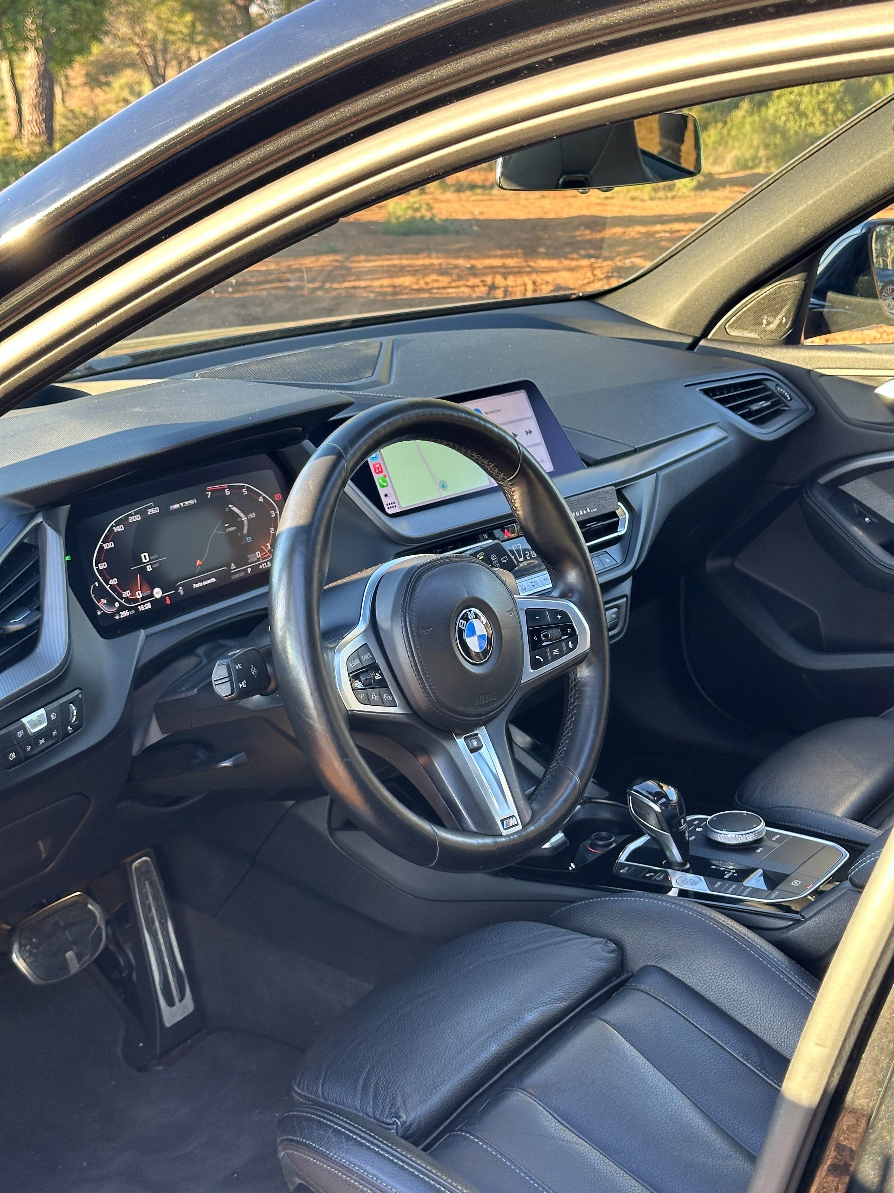 BMW Série 1 avec GPS