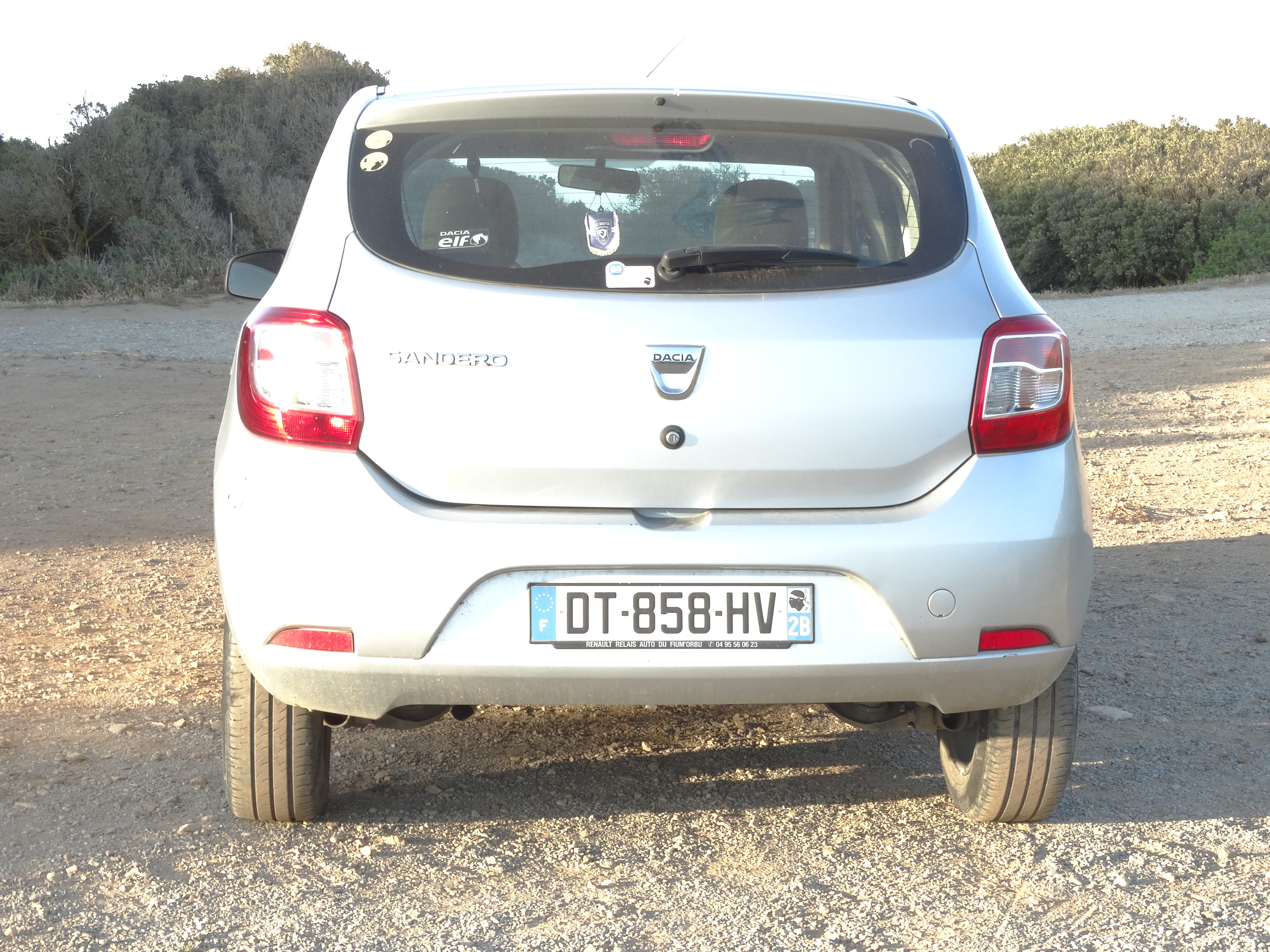 Dacia Sandero essence with GPS