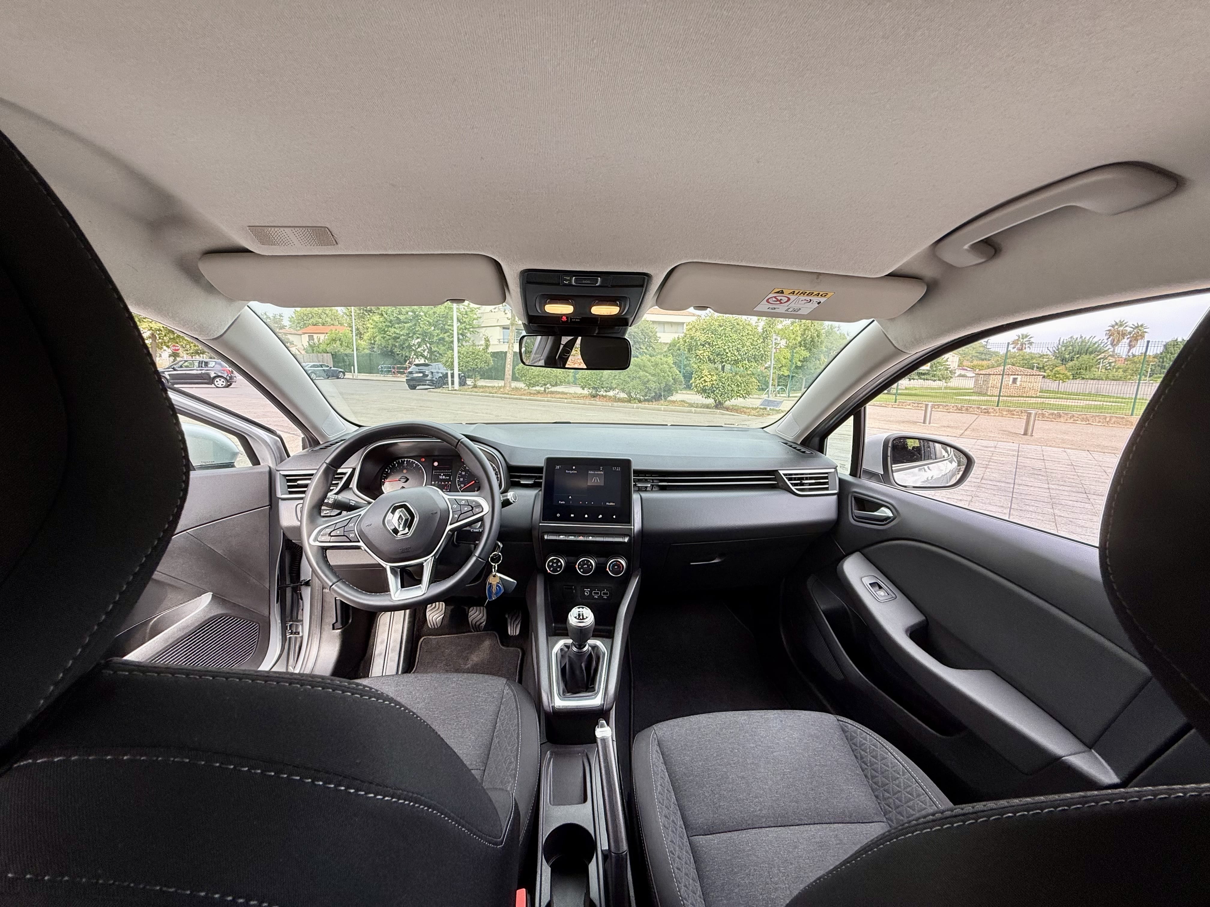 Renault Clio 1.0 tce avec GPS