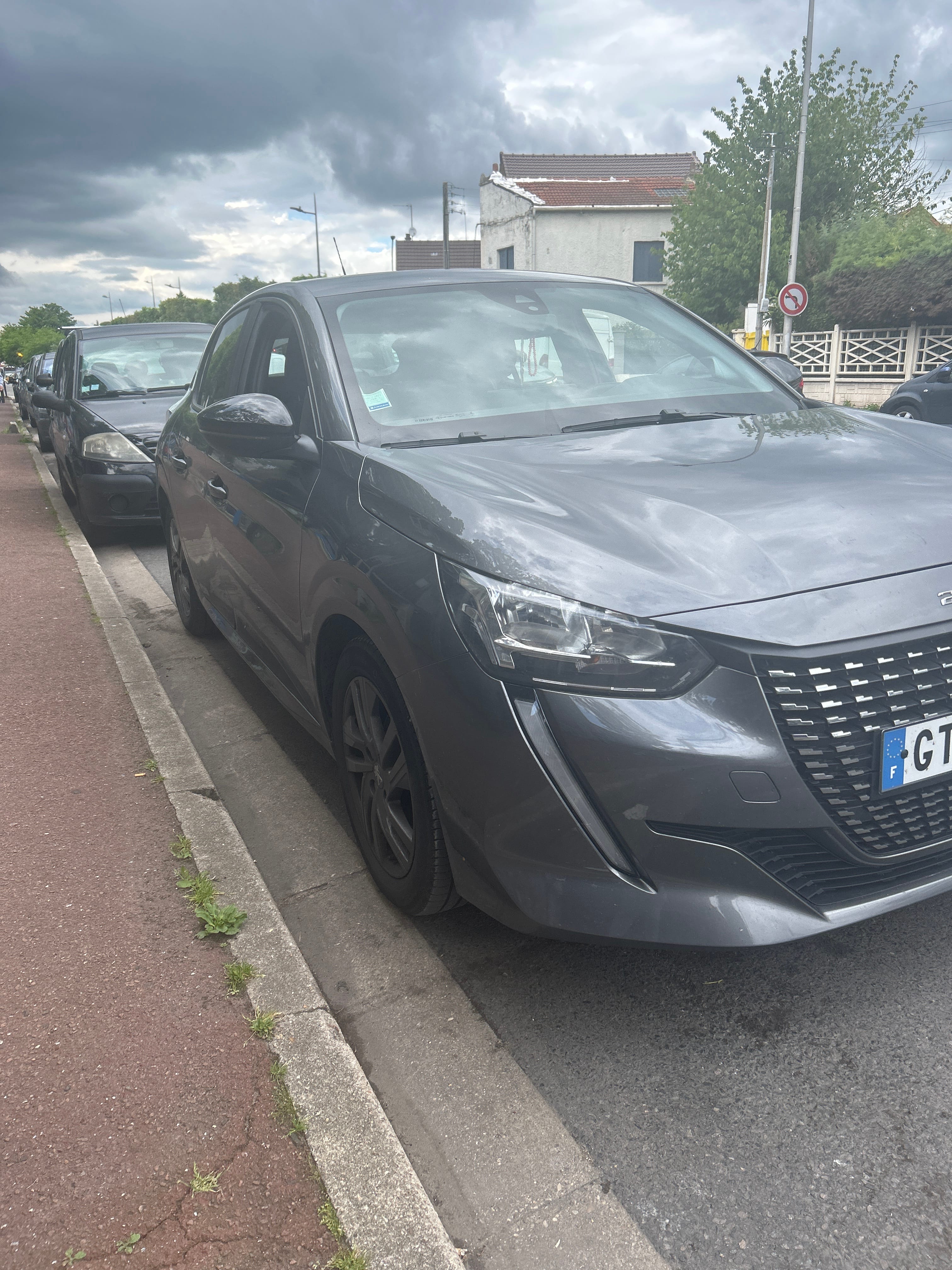 Peugeot 208, 2022, Essence 98