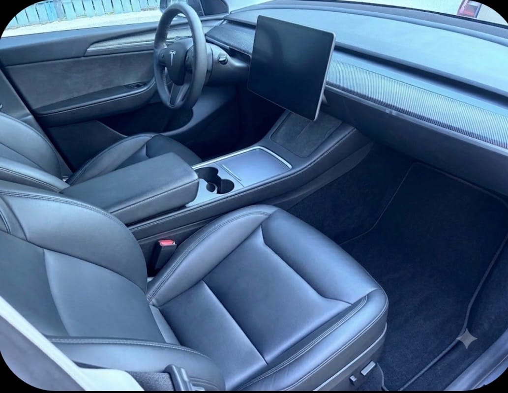 Tesla Model Y Standard Range avec Caméra de recul