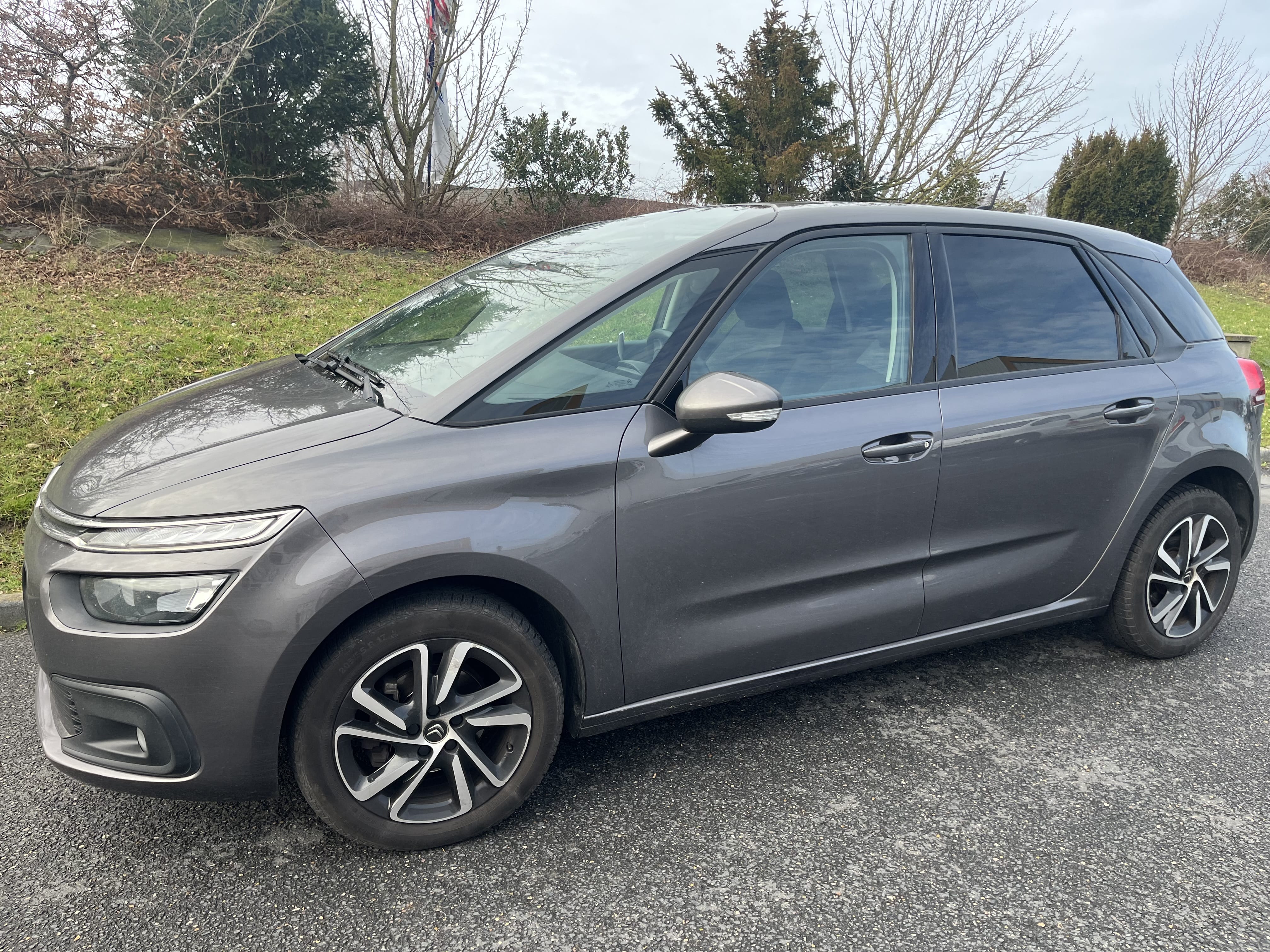 Citroen C4 Spacetourer avec Climatisation