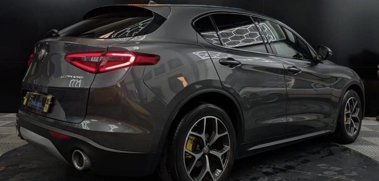 Alfa-Romeo Stelvio avec Climatisation