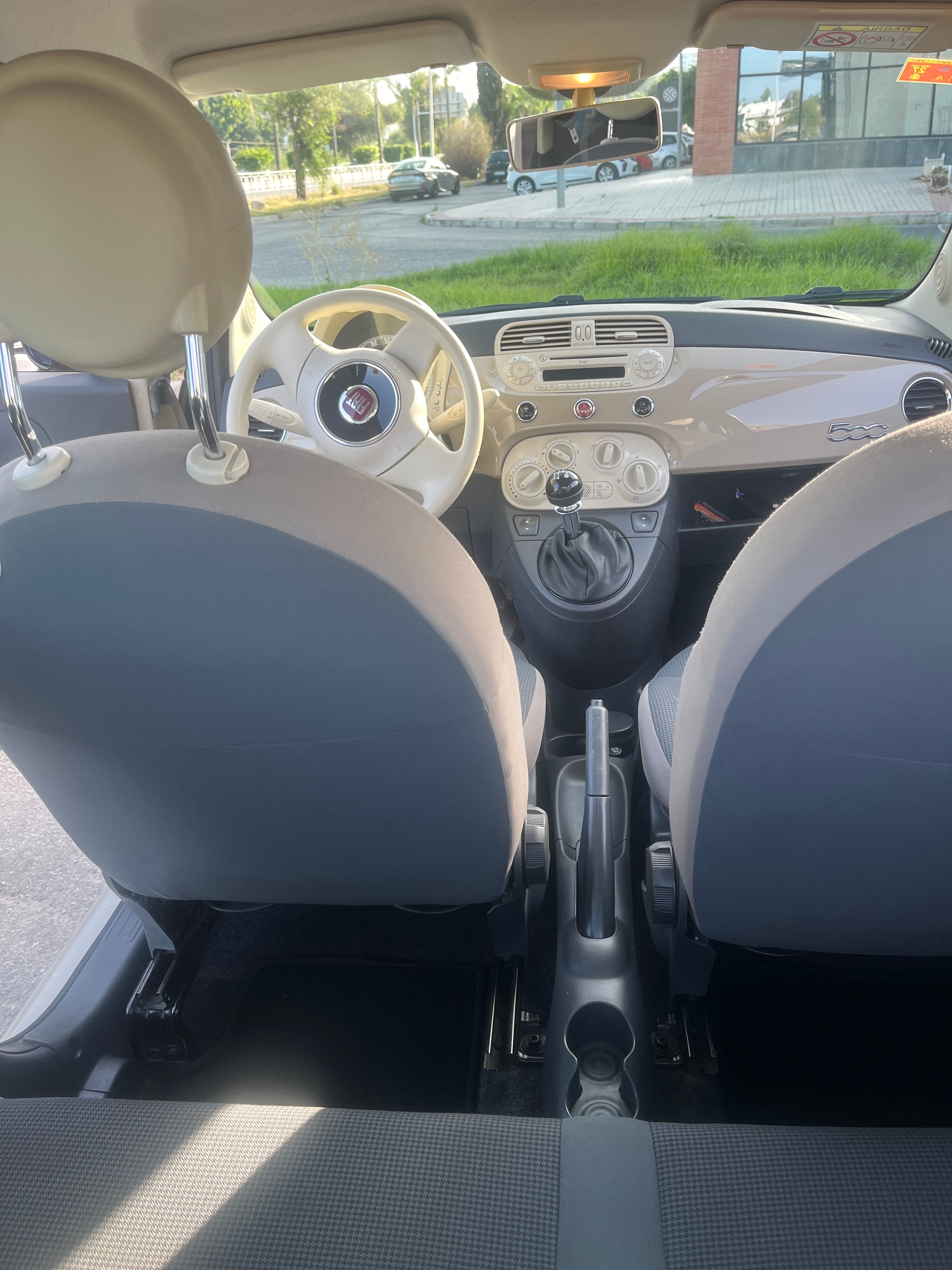 Fiat 500 1.2 con Puertos de carga USB