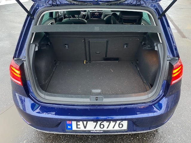 Volkswagen e-Golf med Babysete