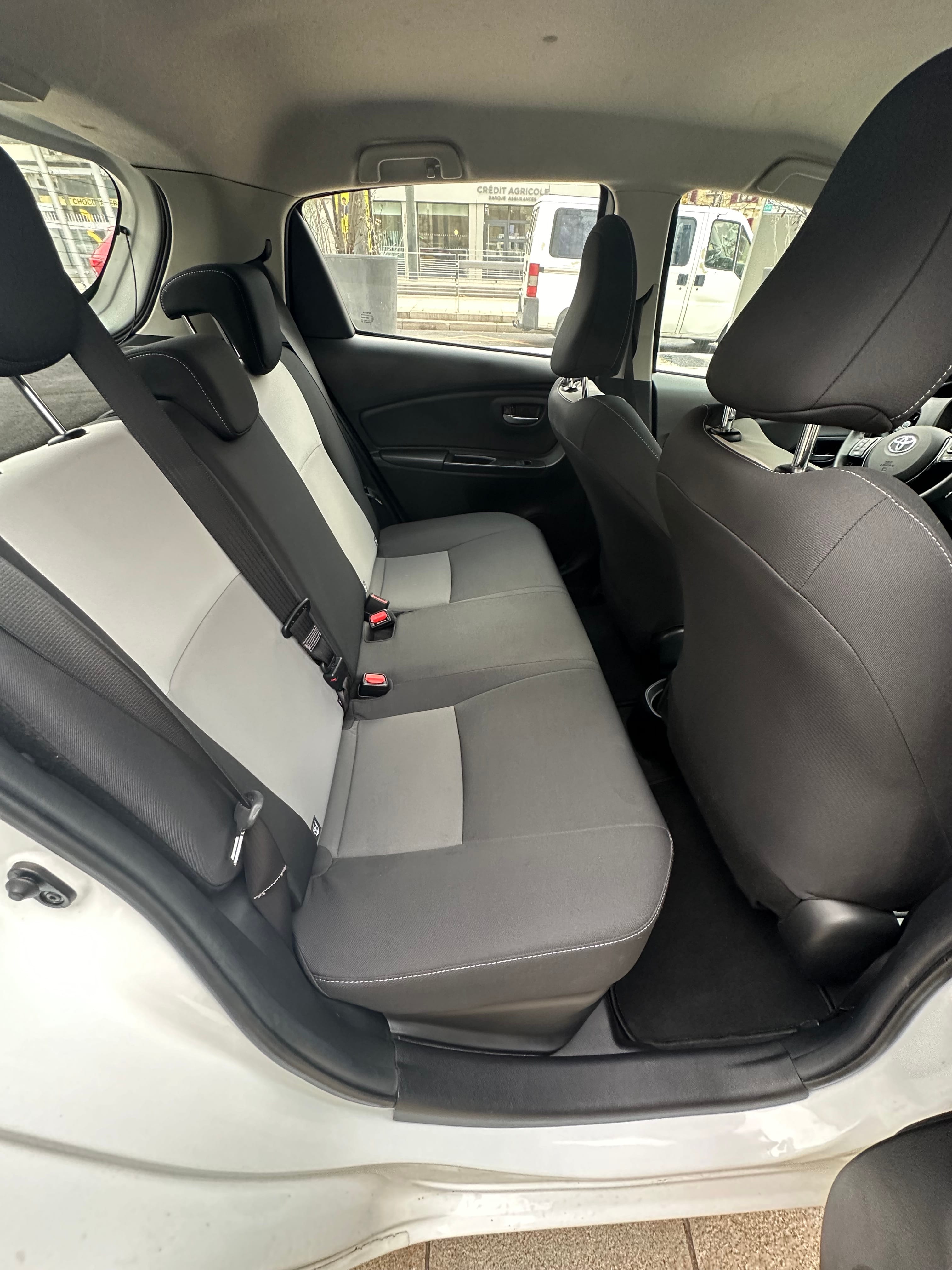 Toyota Yaris Hybride avec Entrée audio / iPod