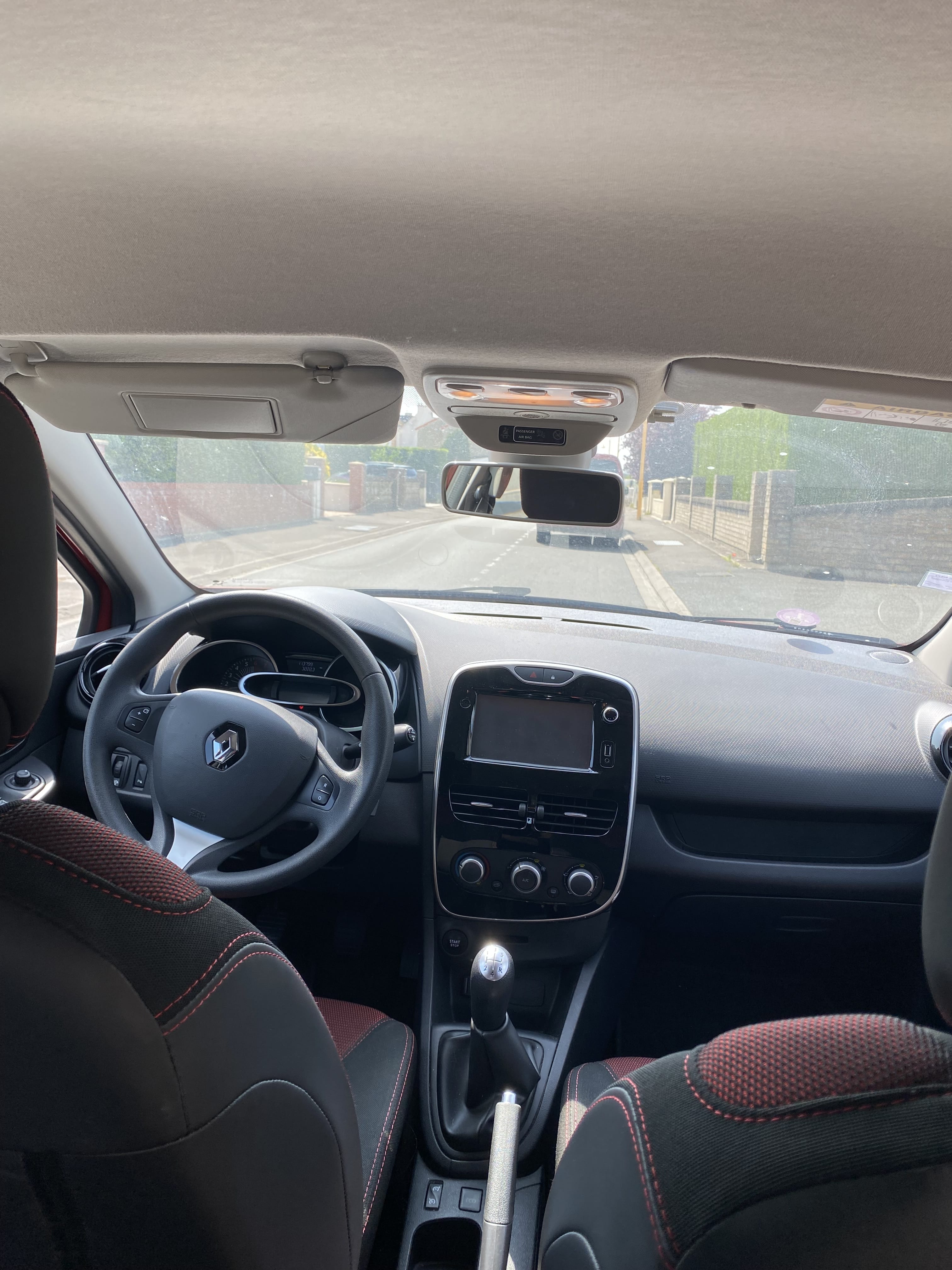 Renault Clio avec Régulateur de vitesse