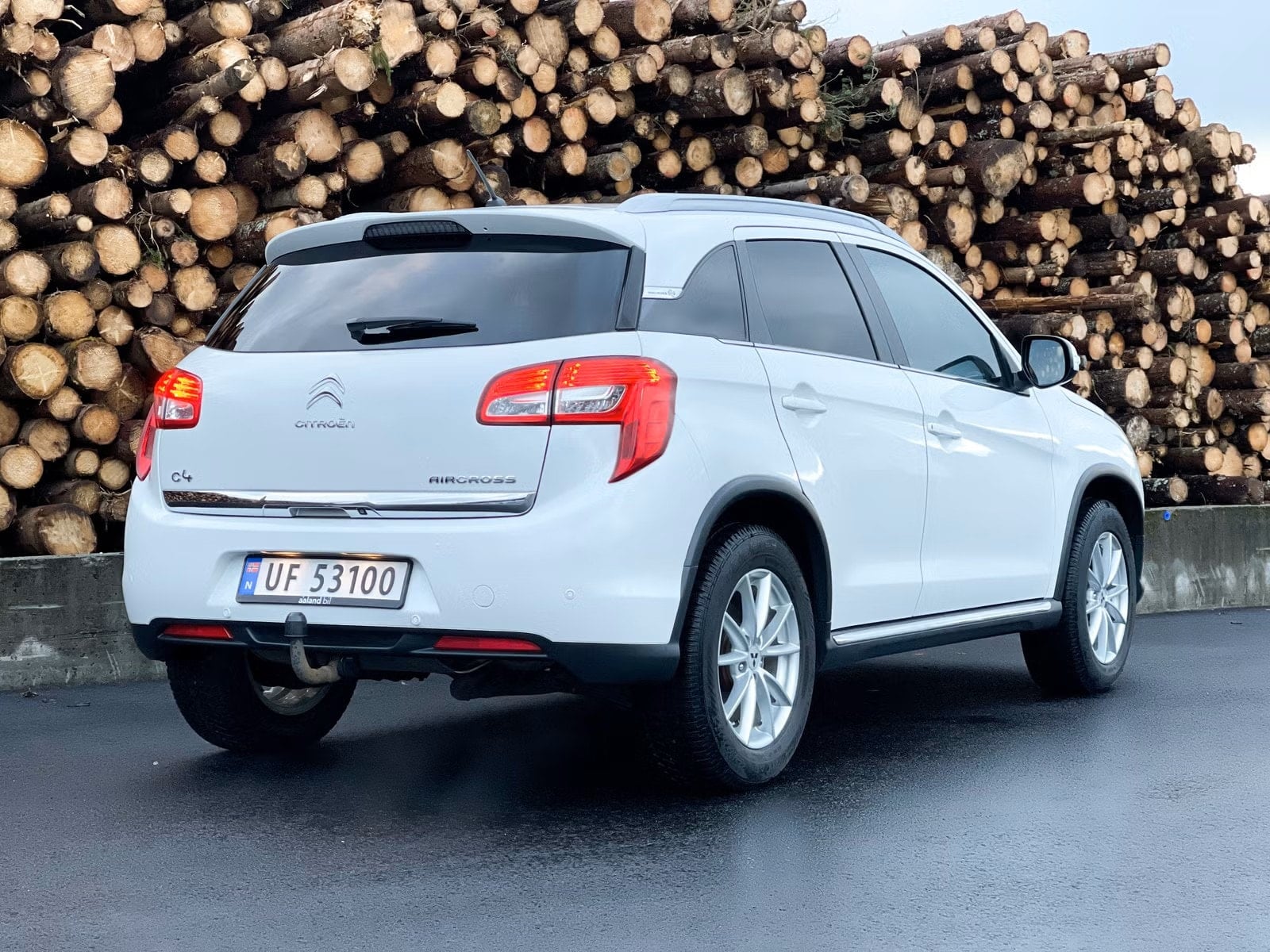 Citroen C4 AirCross med GPS