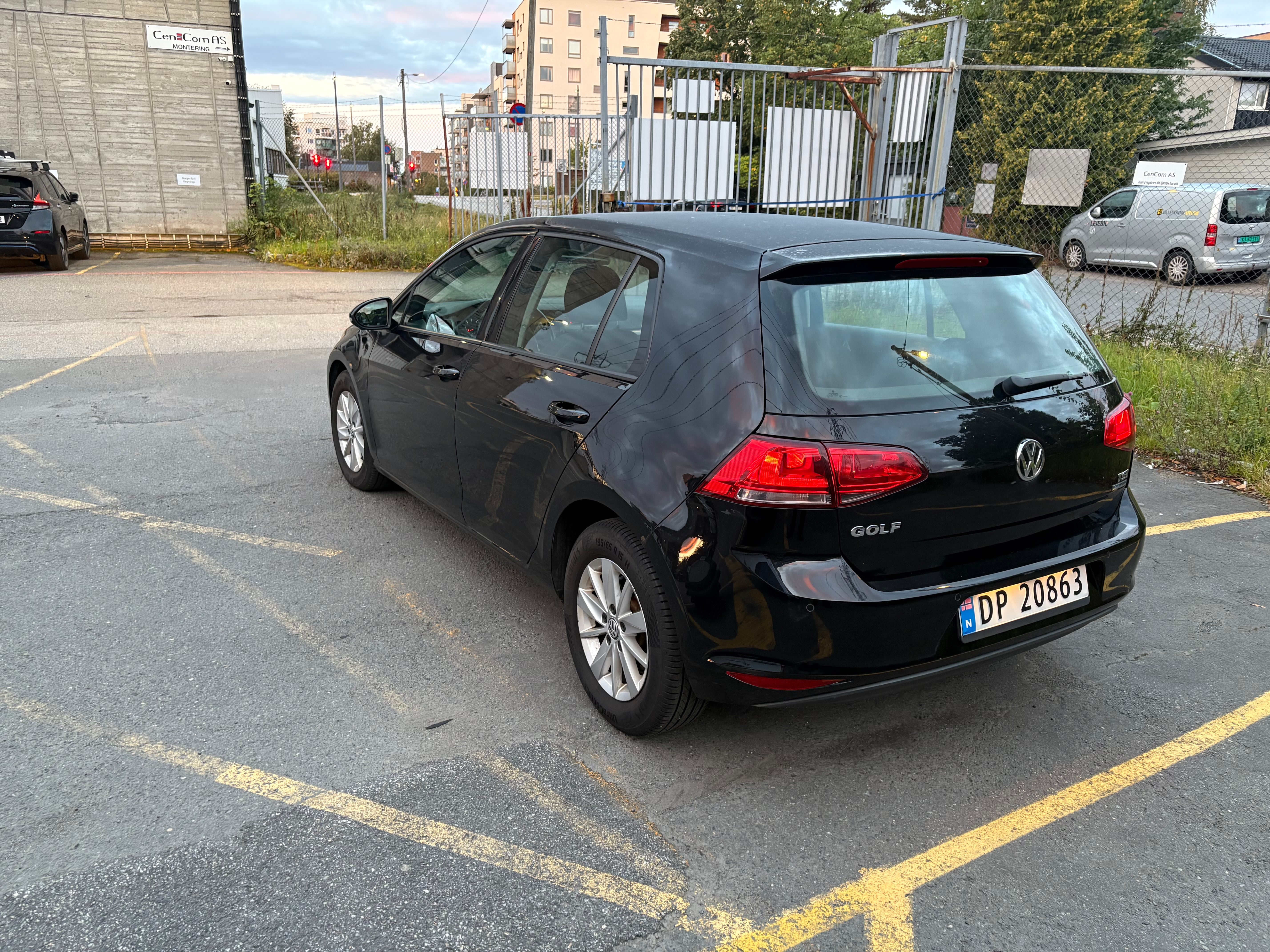 Volkswagen Golf with Air conditioning