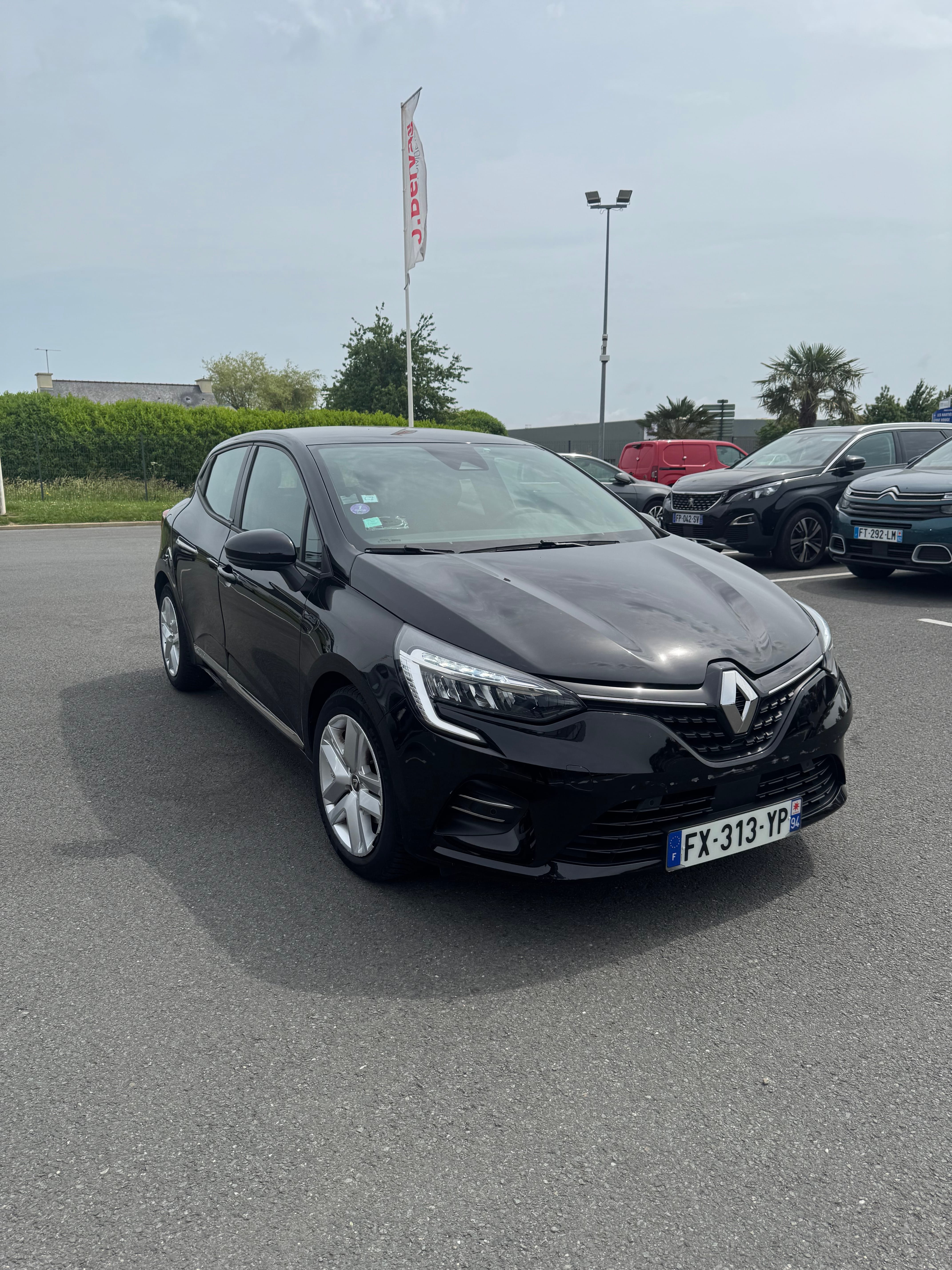 Renault Clio E-tech, 2021, Essence 95 / Électrique (hybride), automatique