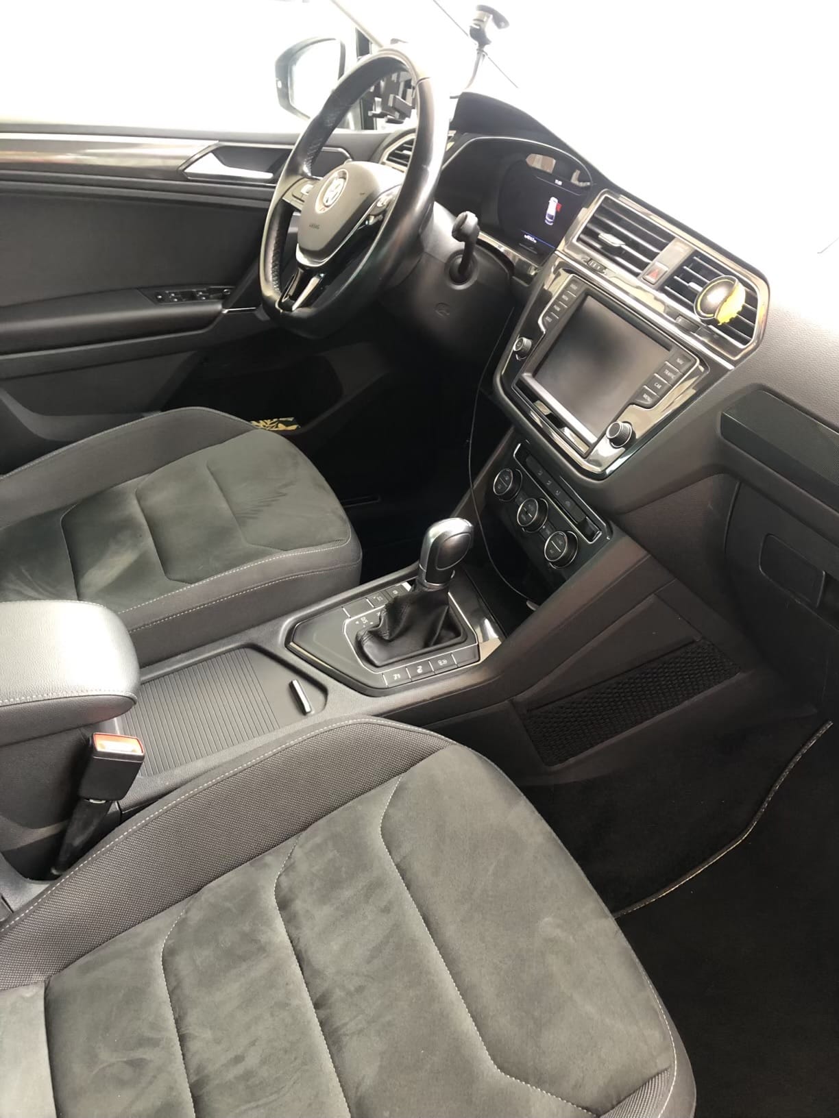 Volkswagen Tiguan avec GPS