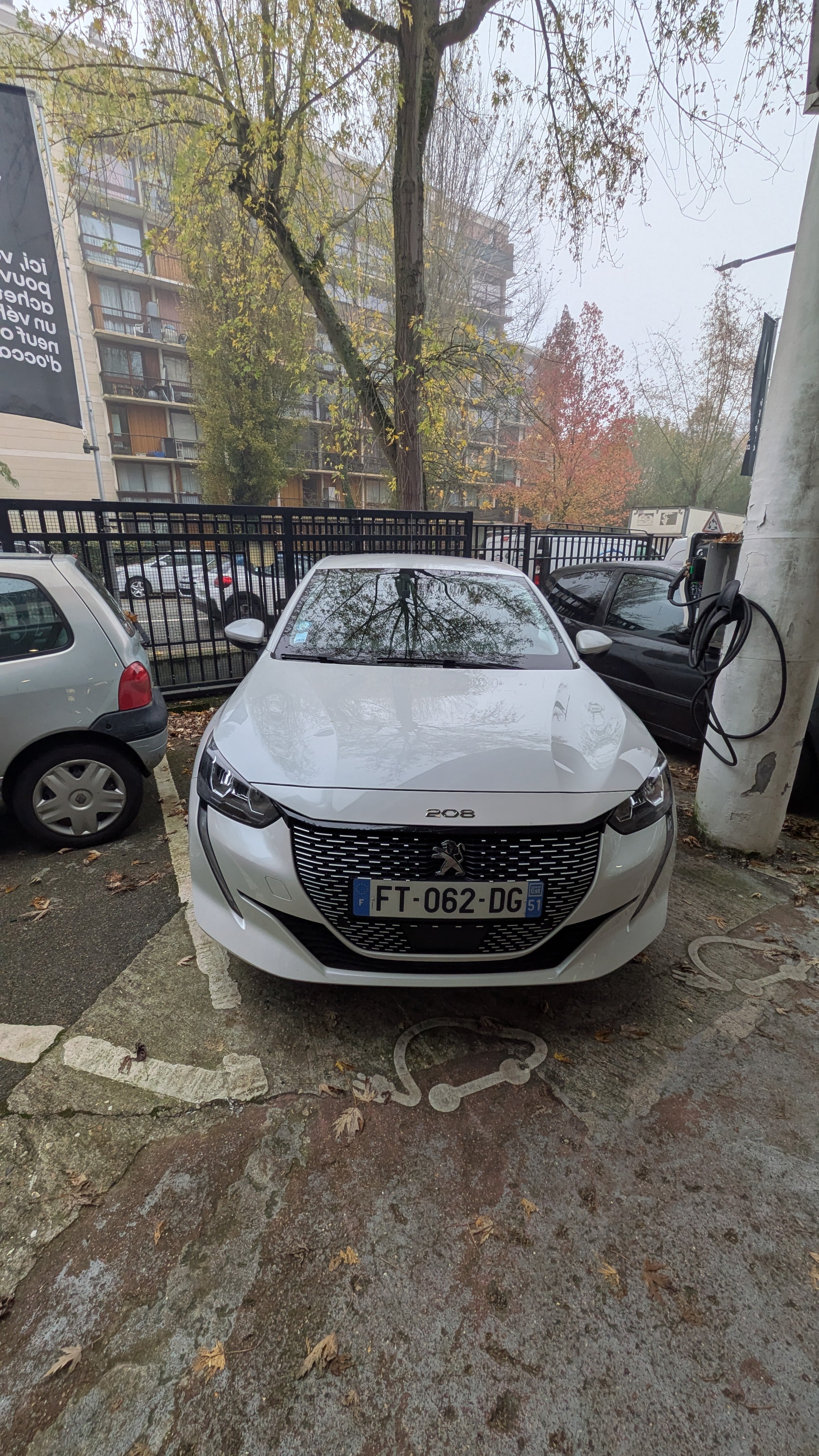Peugeot e-208 Allure avec Régulateur de vitesse