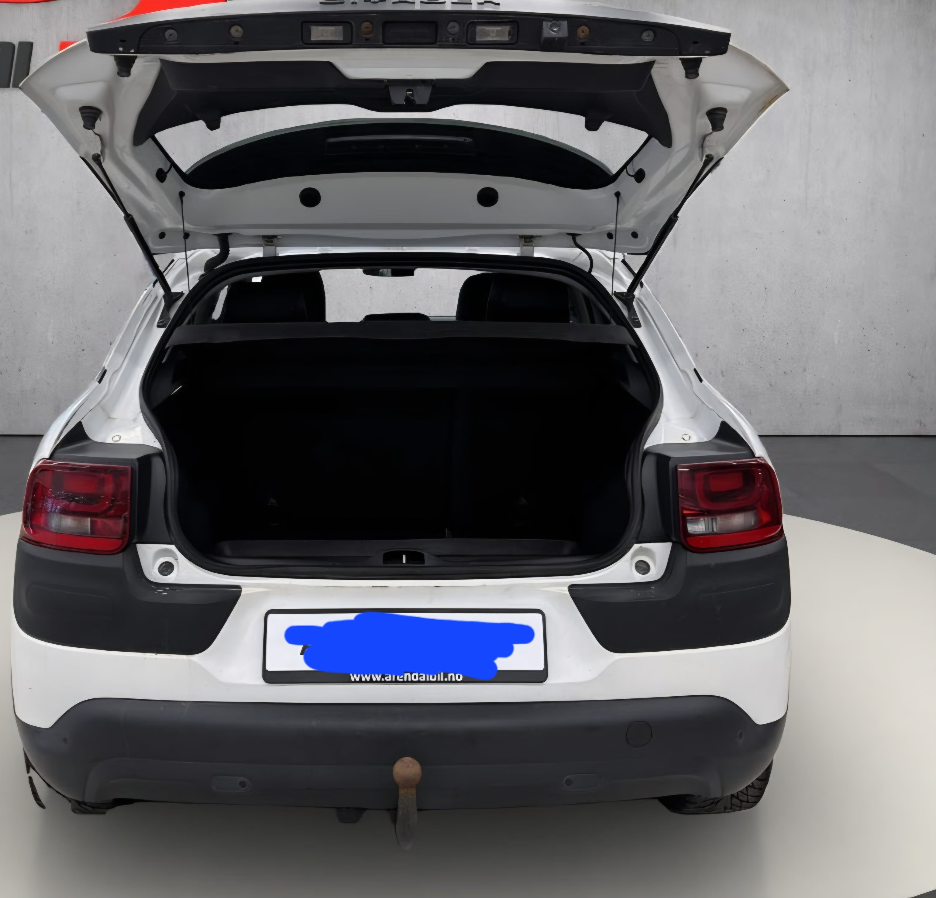 Citroen C4 Cactus med GPS