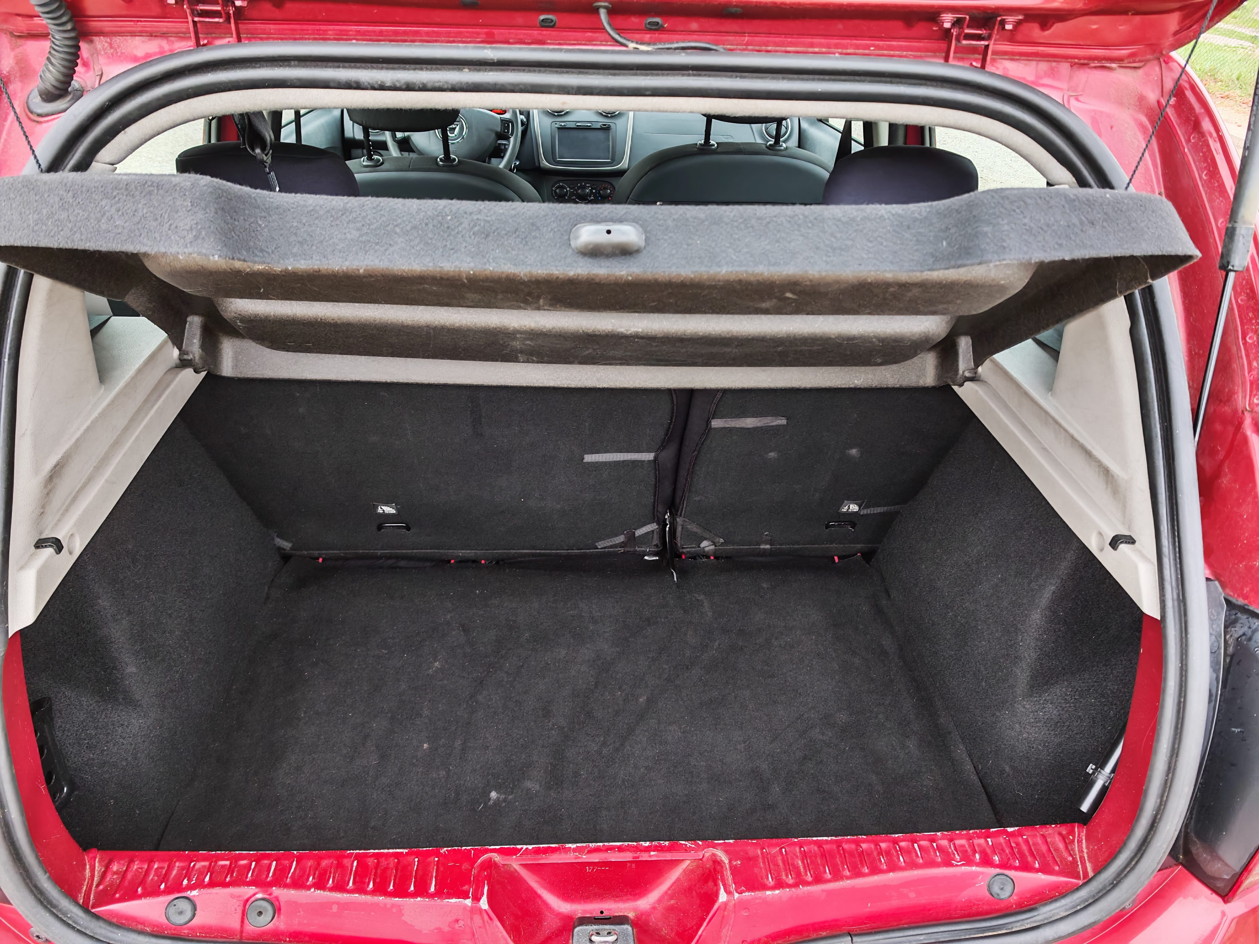 Dacia Sandero avec Siège bébé