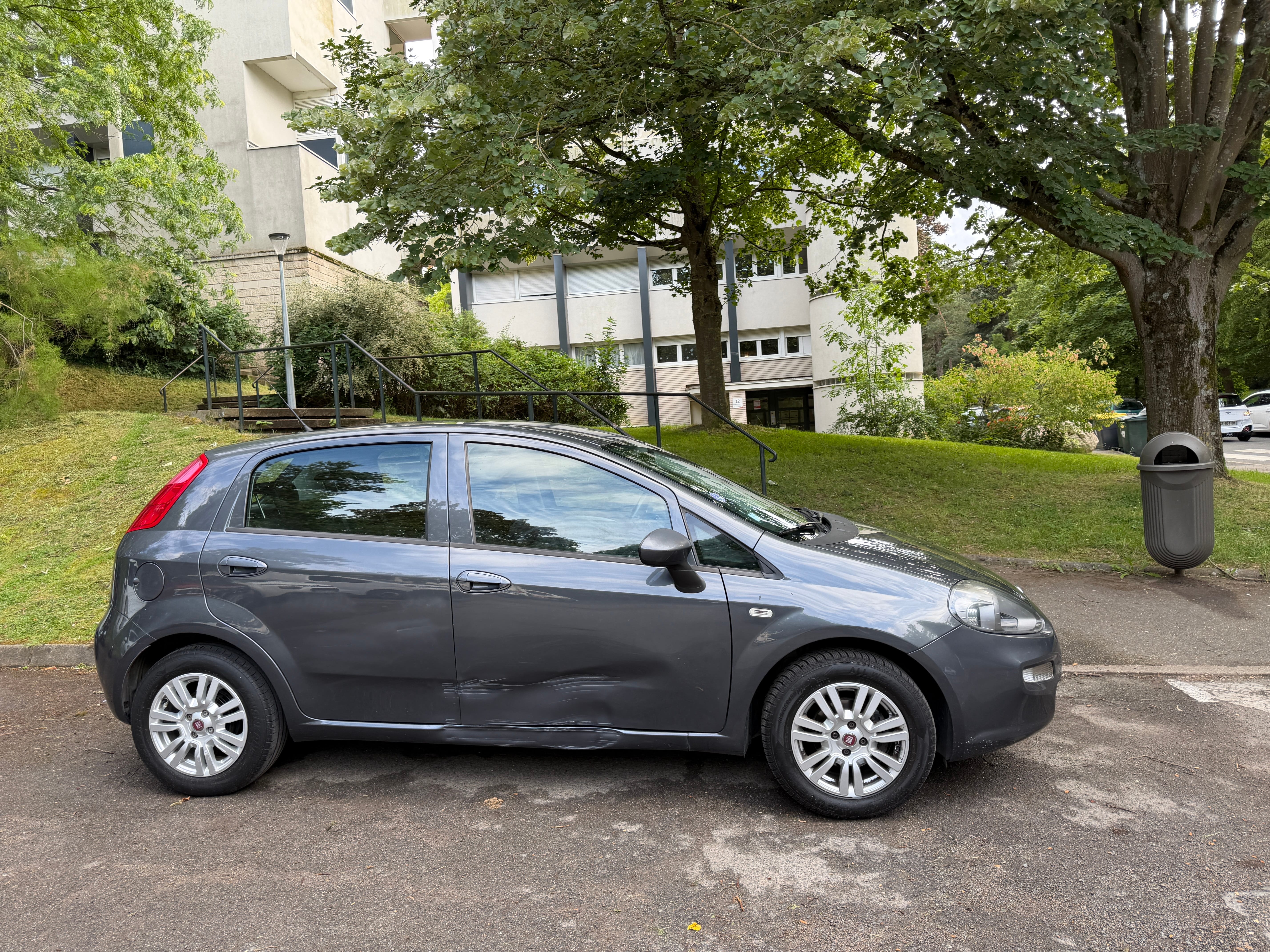 Fiat Punto Evo avec Climatisation