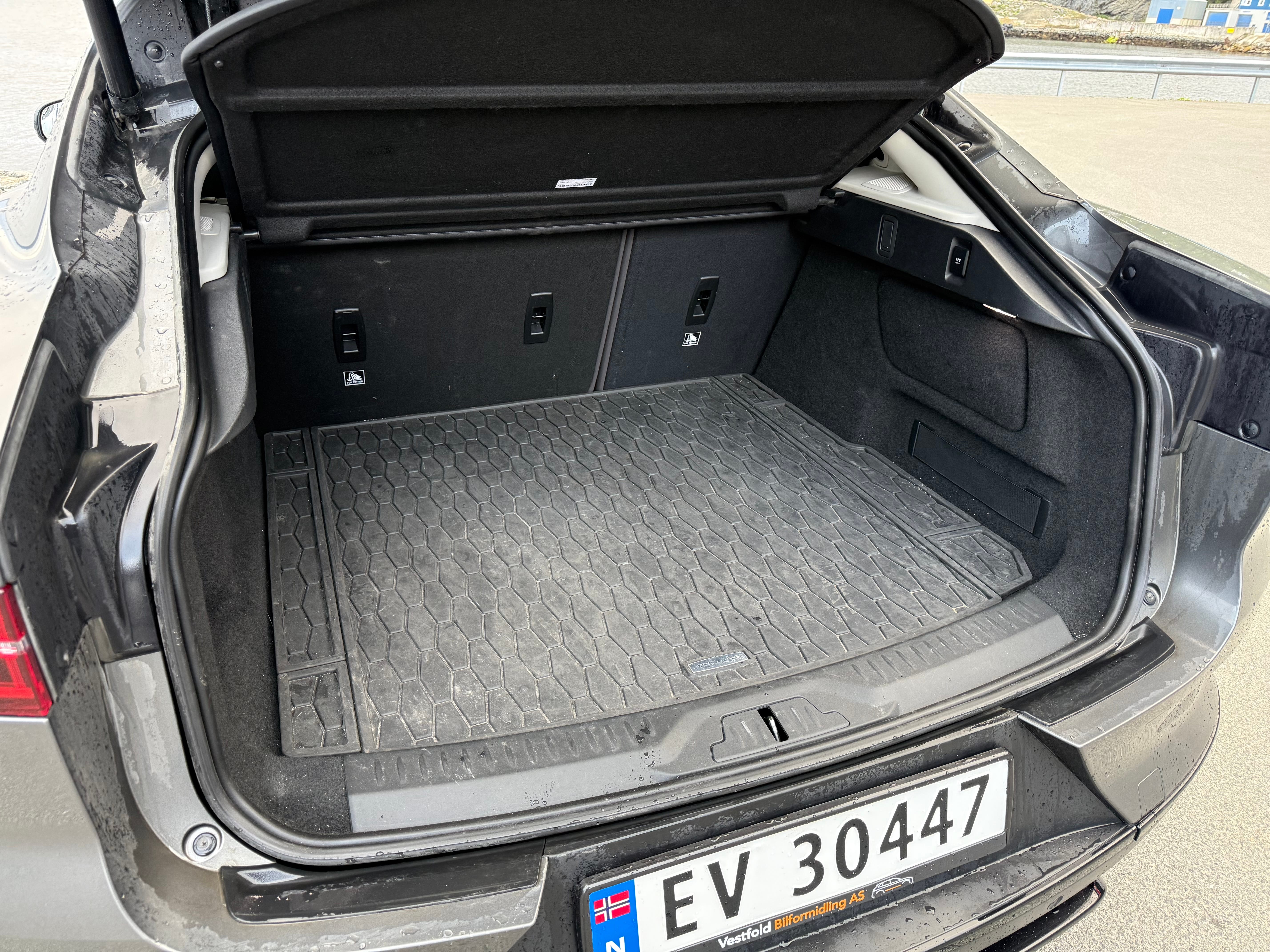 Jaguar I-Pace EV400 HSE med Firehjulstrekk