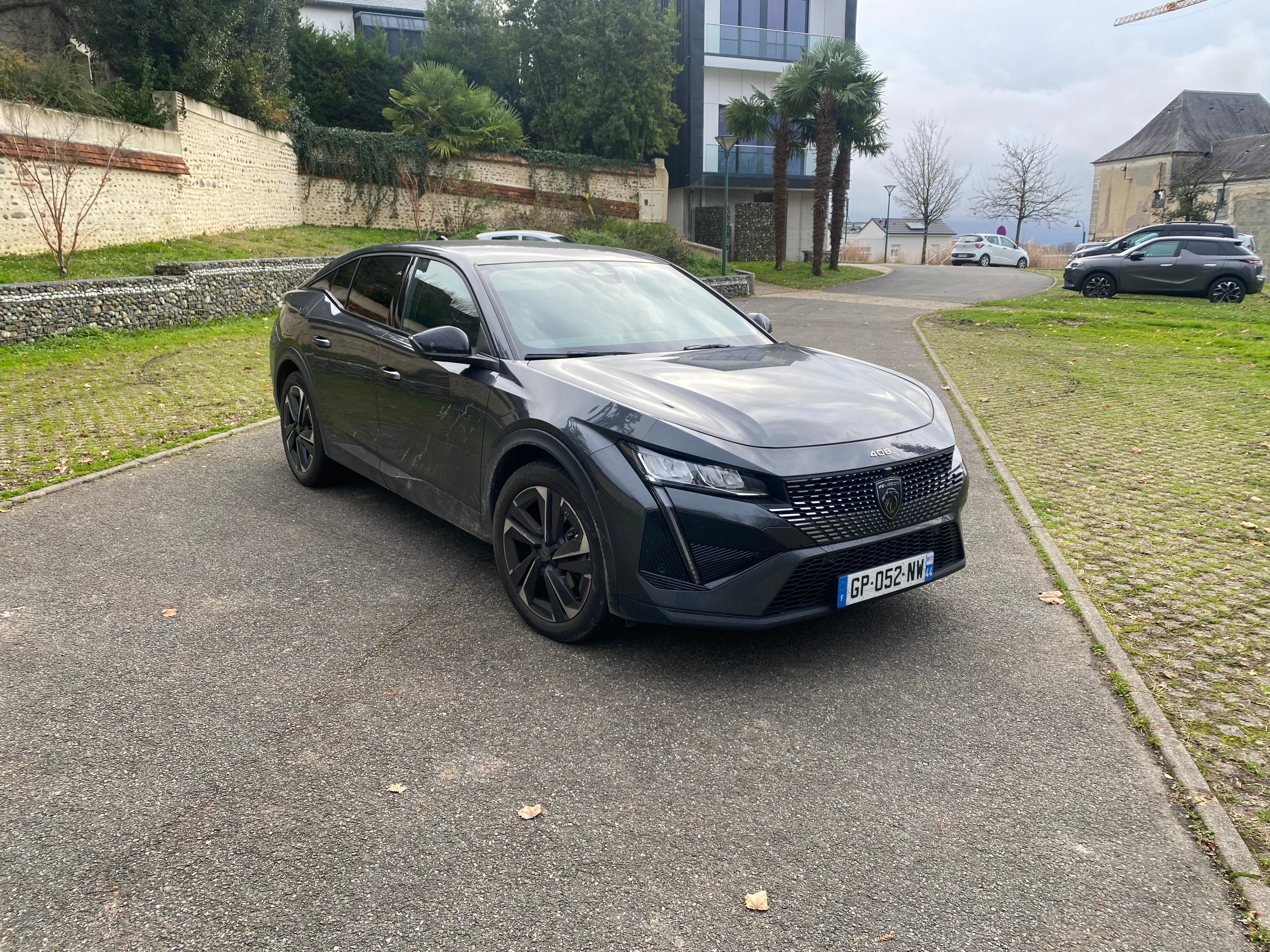 Peugeot 408 avec Climatisation