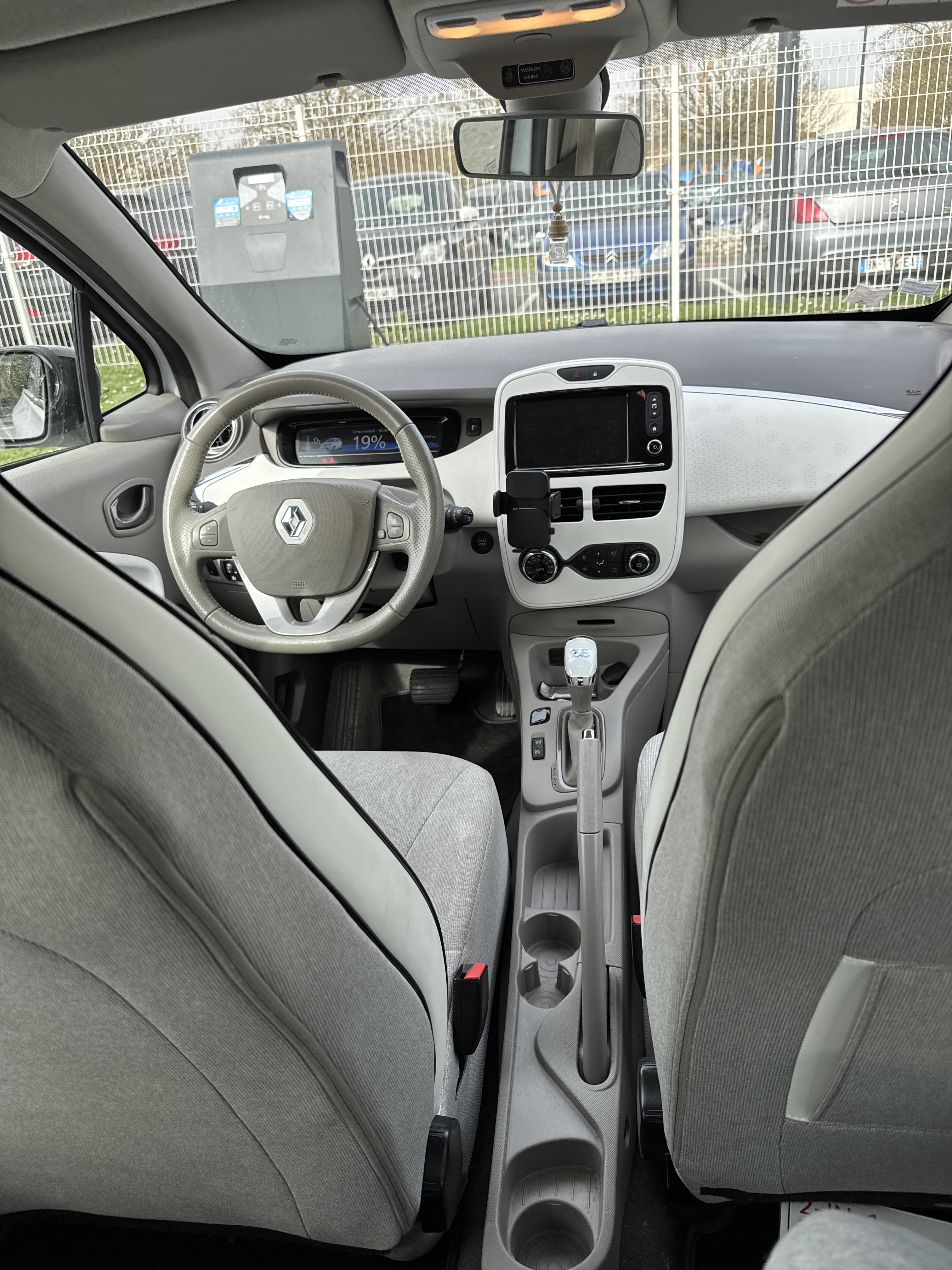 Renault ZOE avec Siège bébé